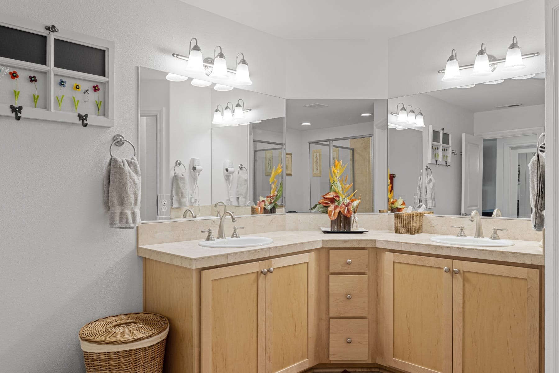  211 SE 198TH PL Camas, WA 98607 - 物件實景