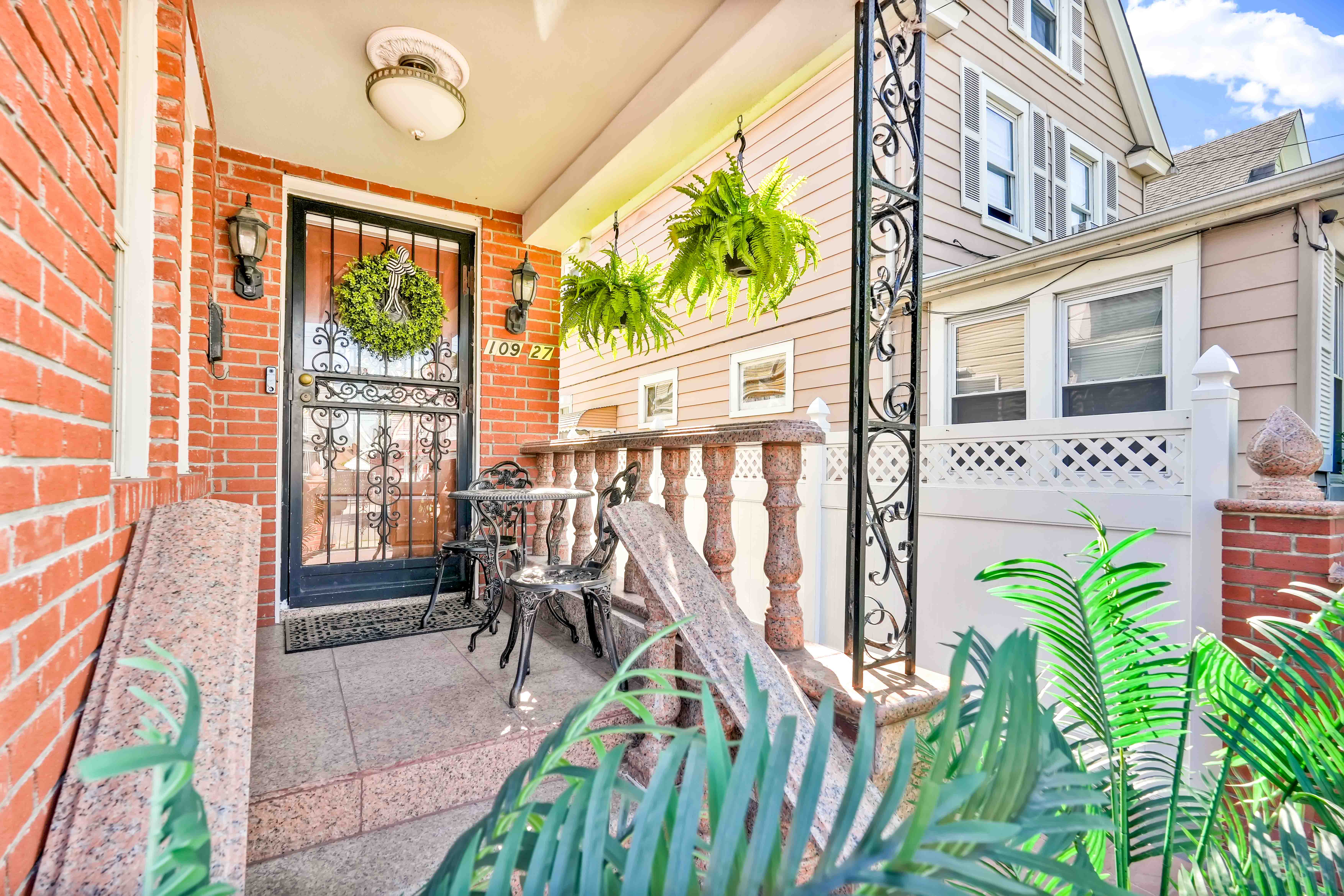 Queens Village, New York, 11429, United States, 4 Bedrooms Bedrooms, ,3 BathroomsBathrooms,Residential,For Sale,2048464