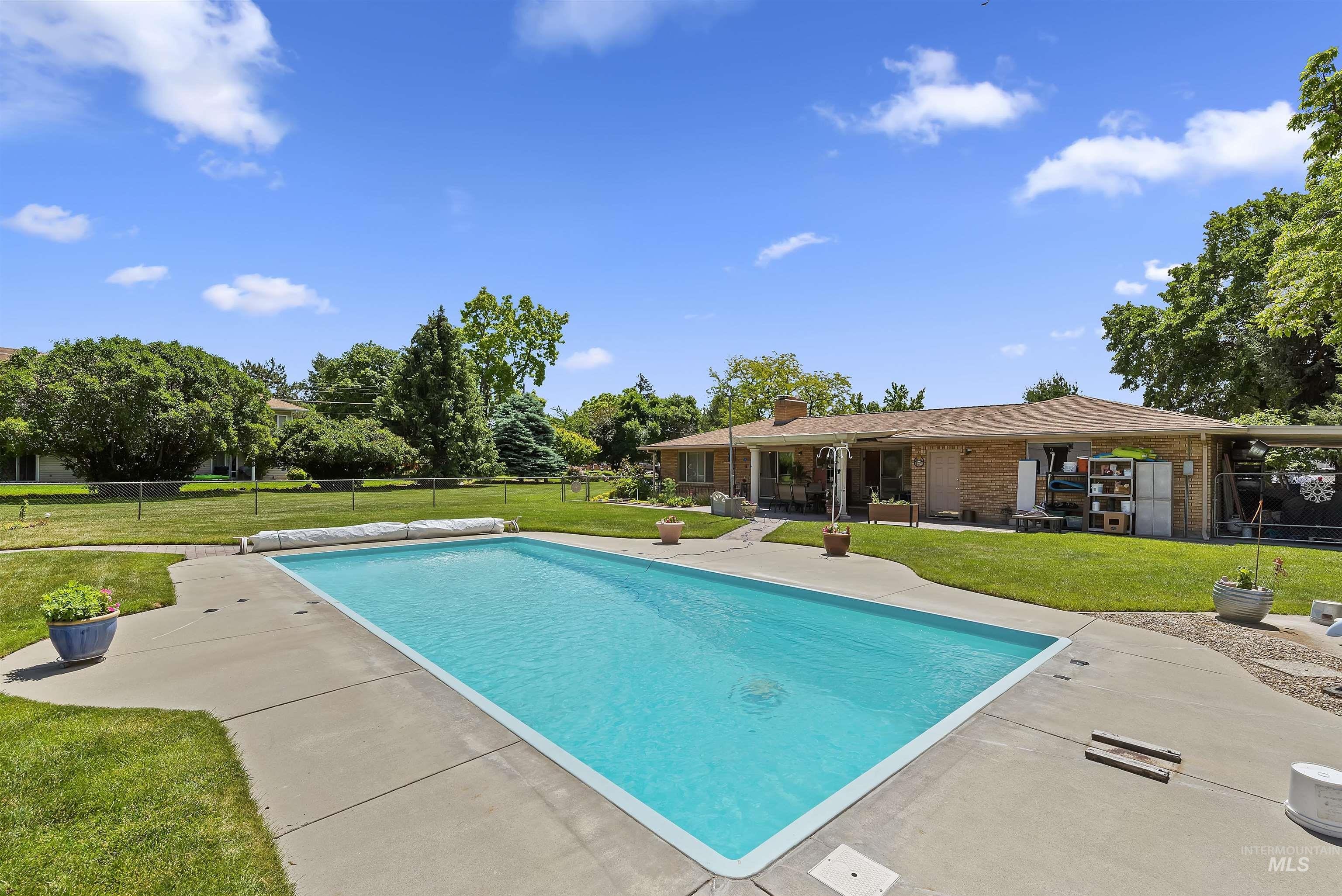 7208 Maxwell, Boise, Idaho, 83704, United States, 4 Bedrooms Bedrooms, ,3 BathroomsBathrooms,Residential,For Sale,7208 Maxwell,1435766