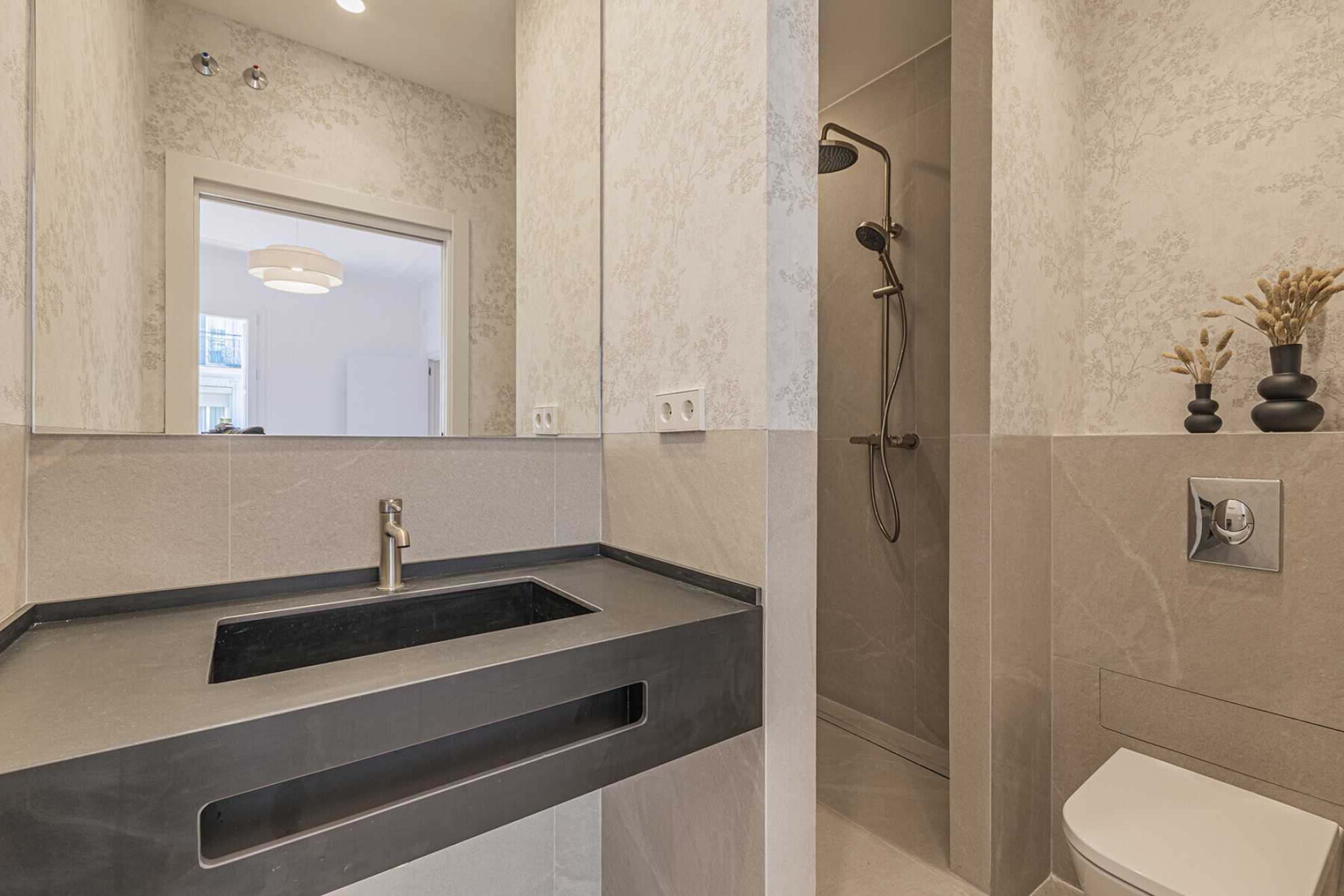  Newly renovated apartment near the sea and the mountains - 物件實景