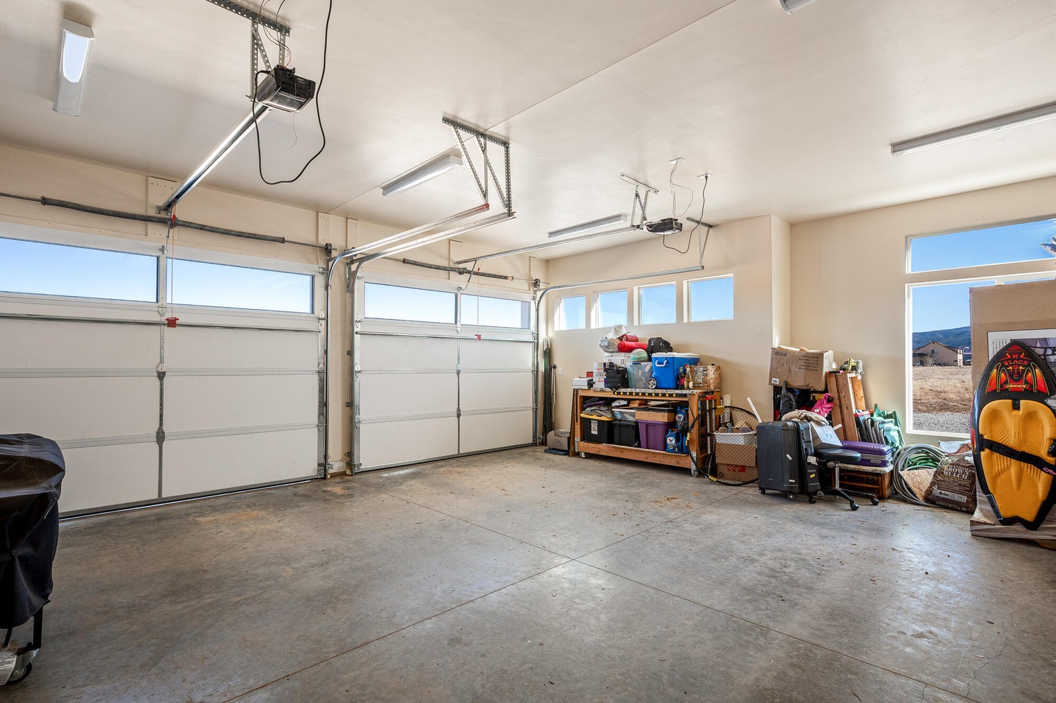 Parowan, Utah, 84761, United States, 3 Bedrooms Bedrooms, ,3 BathroomsBathrooms,Residential,For Sale,1992445