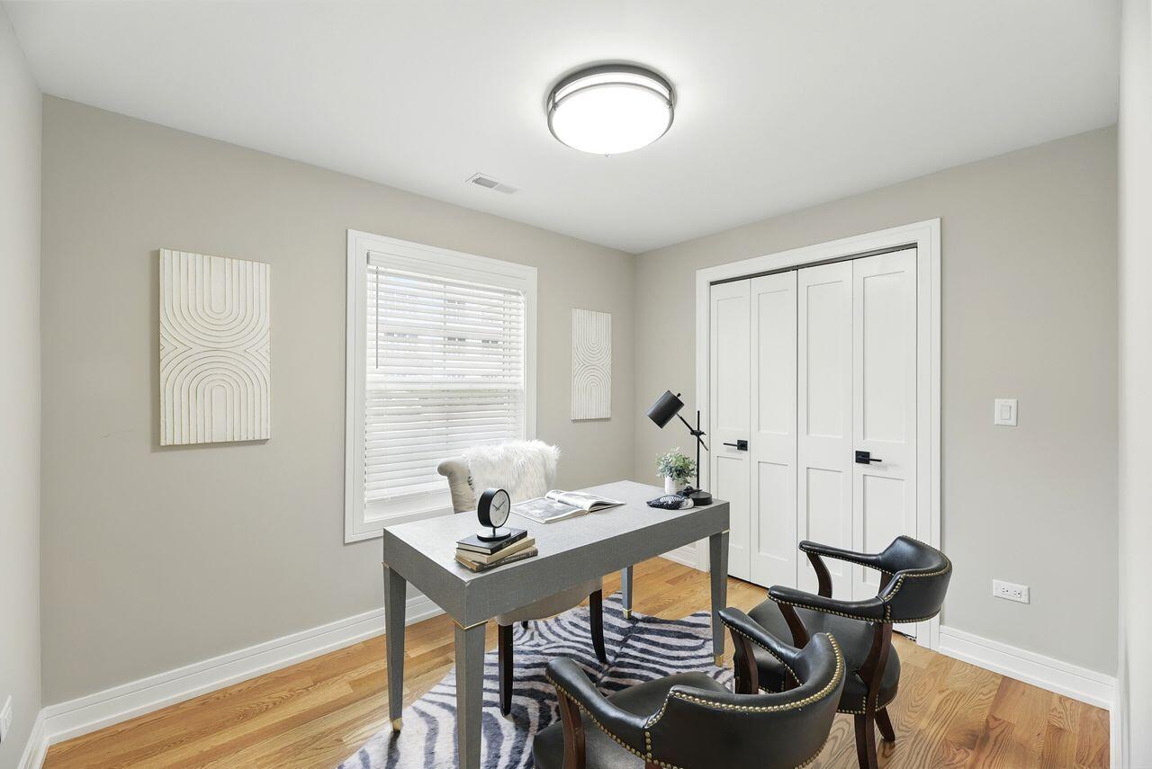 New Buffalo, Michigan, 49117, United States, 4 Bedrooms Bedrooms, ,3 BathroomsBathrooms,Residential,For Sale,1992031