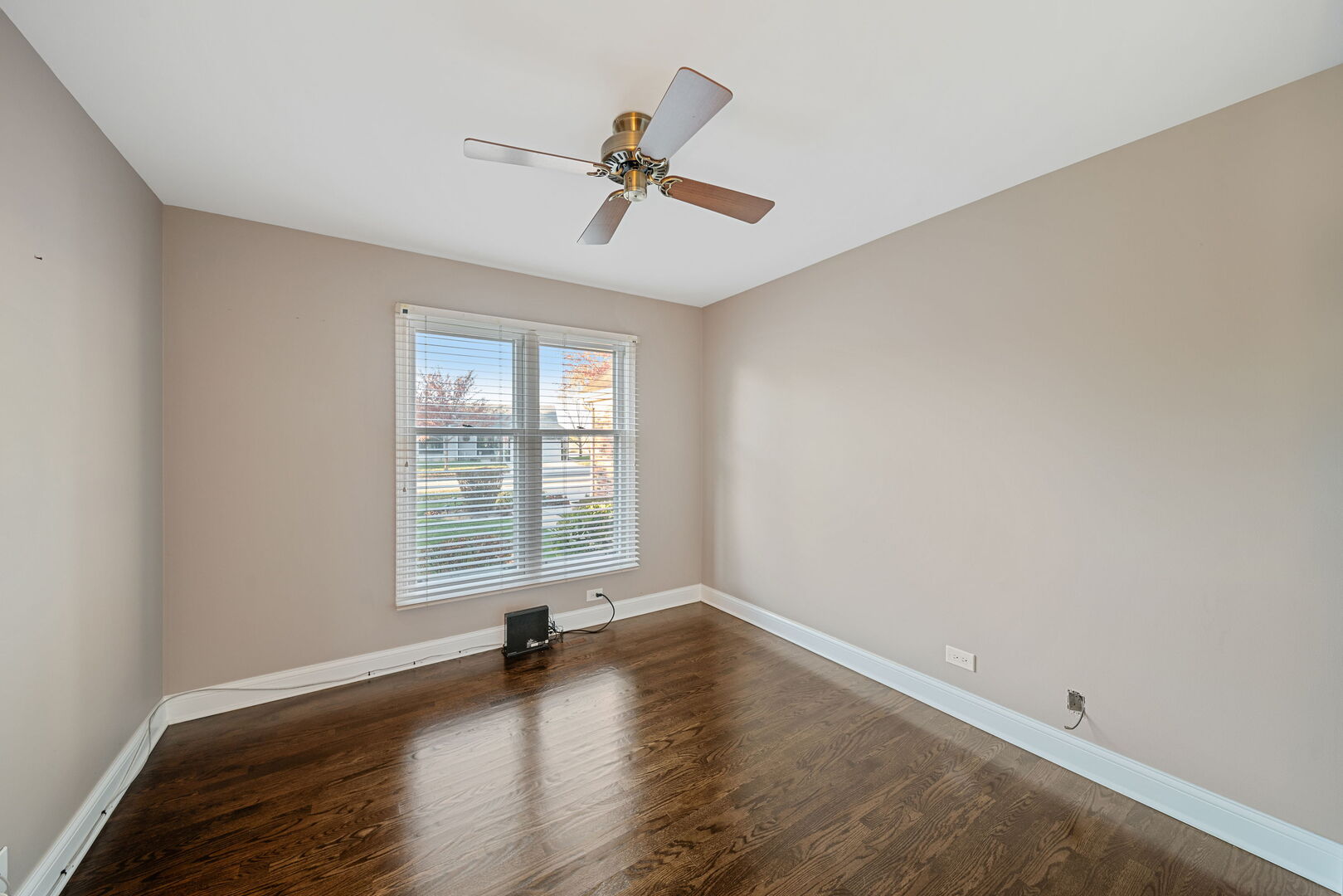 Palatine, Illinois, 60074, United States, 3 Bedrooms Bedrooms, ,3 BathroomsBathrooms,Residential,For Sale,1988286