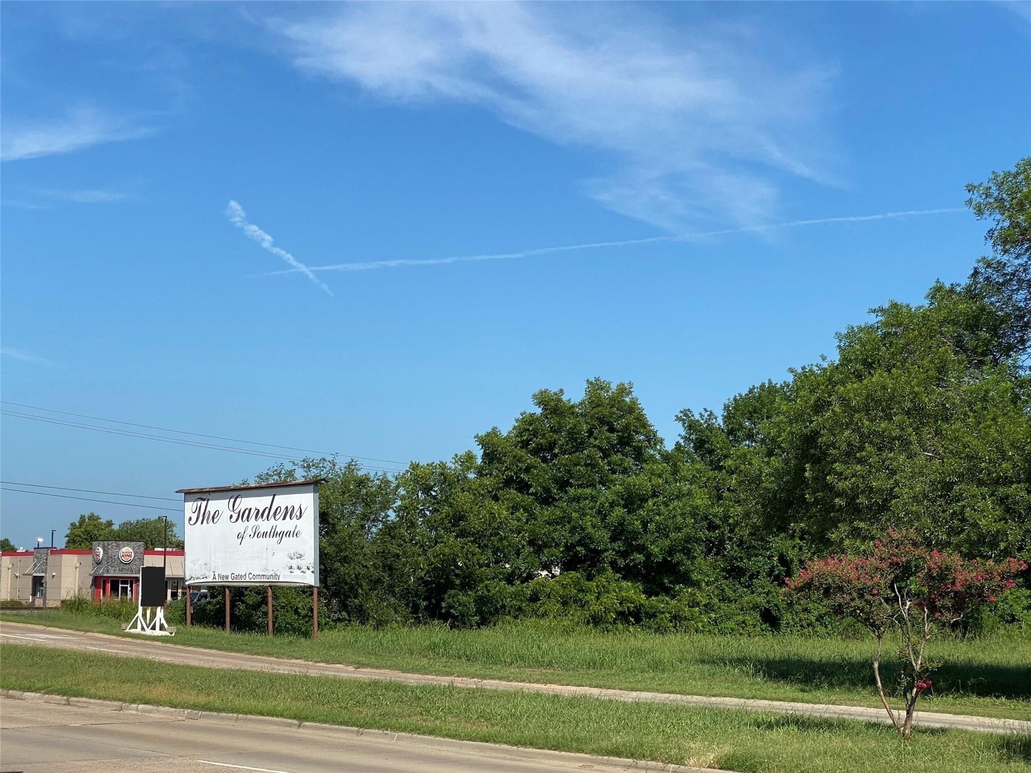 Bossier City, Louisiana, 71112, United States, ,Residential,For Sale,1983716