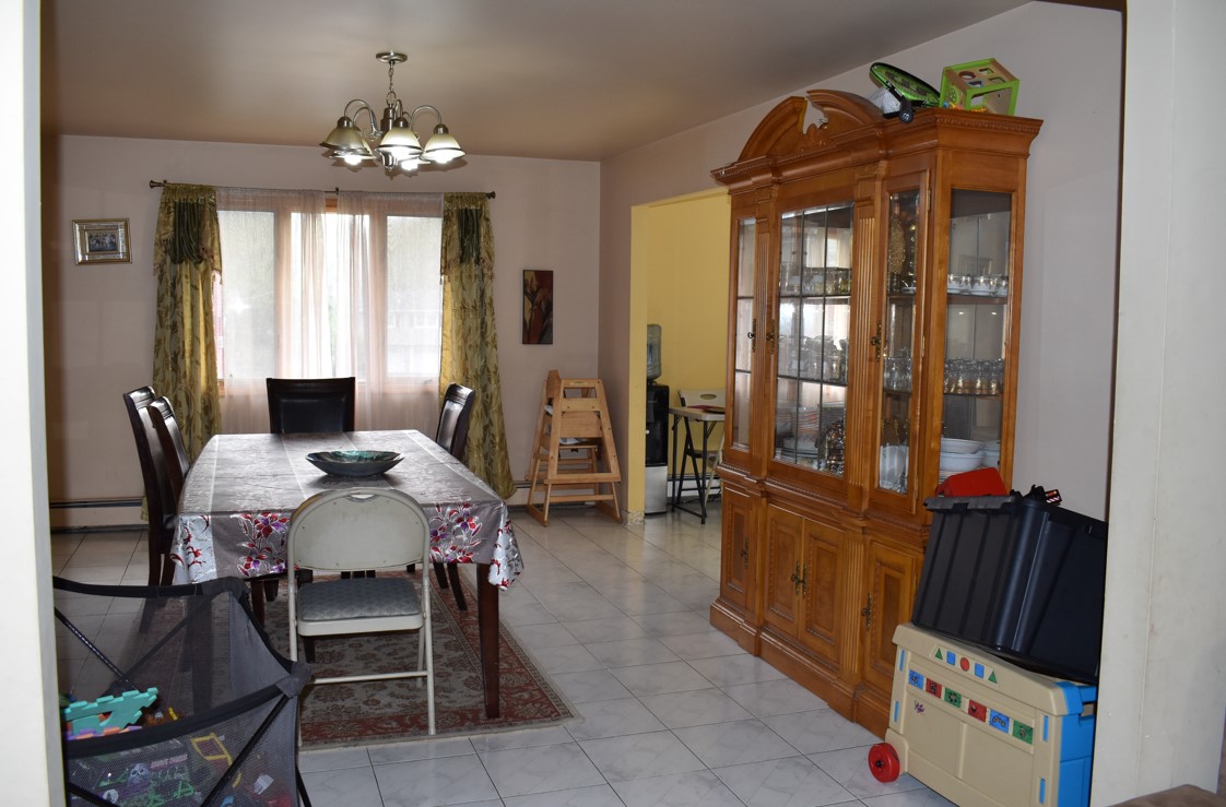 Little Ferry, New Jersey, 07643, United States, 6 Bedrooms Bedrooms, ,4 BathroomsBathrooms,Residential,For Sale,1975131