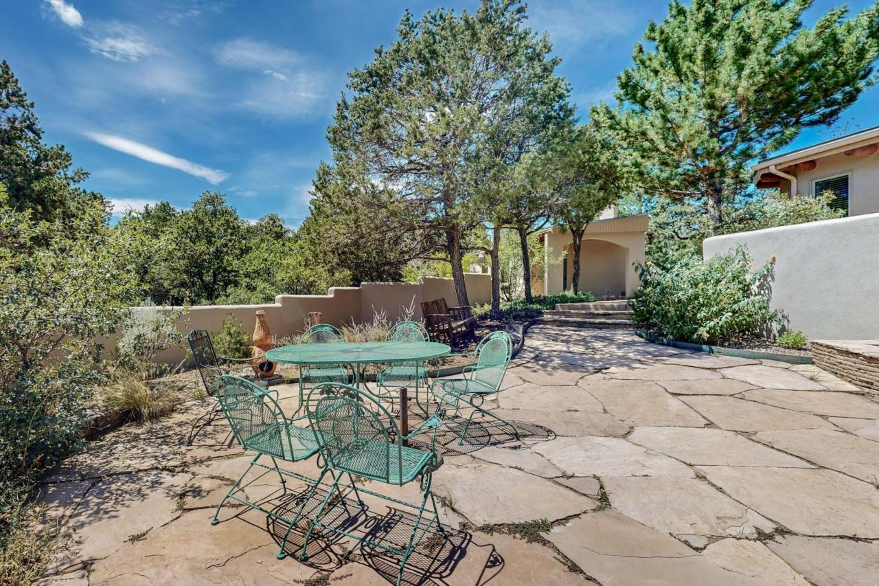 30 Apache Creek, Santa Fe, New Mexico, 87505, United States, 5 Bedrooms Bedrooms, ,4 BathroomsBathrooms,Residential,For Sale,30 Apache Creek,1591905