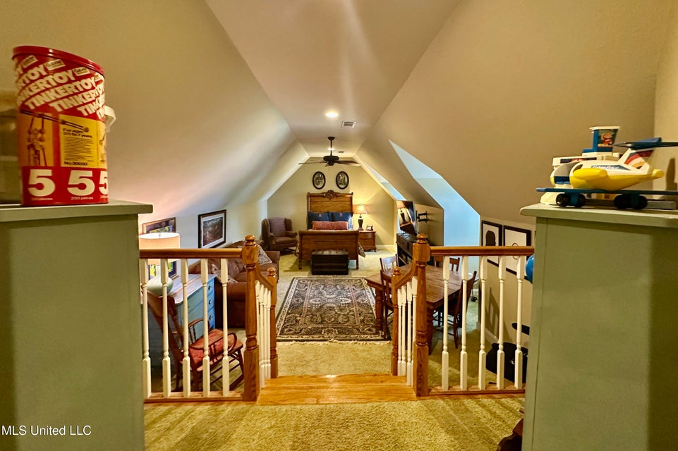 Clinton, Mississippi, 39056, United States, 5 Bedrooms Bedrooms, ,3 BathroomsBathrooms,Residential,For Sale,1904228