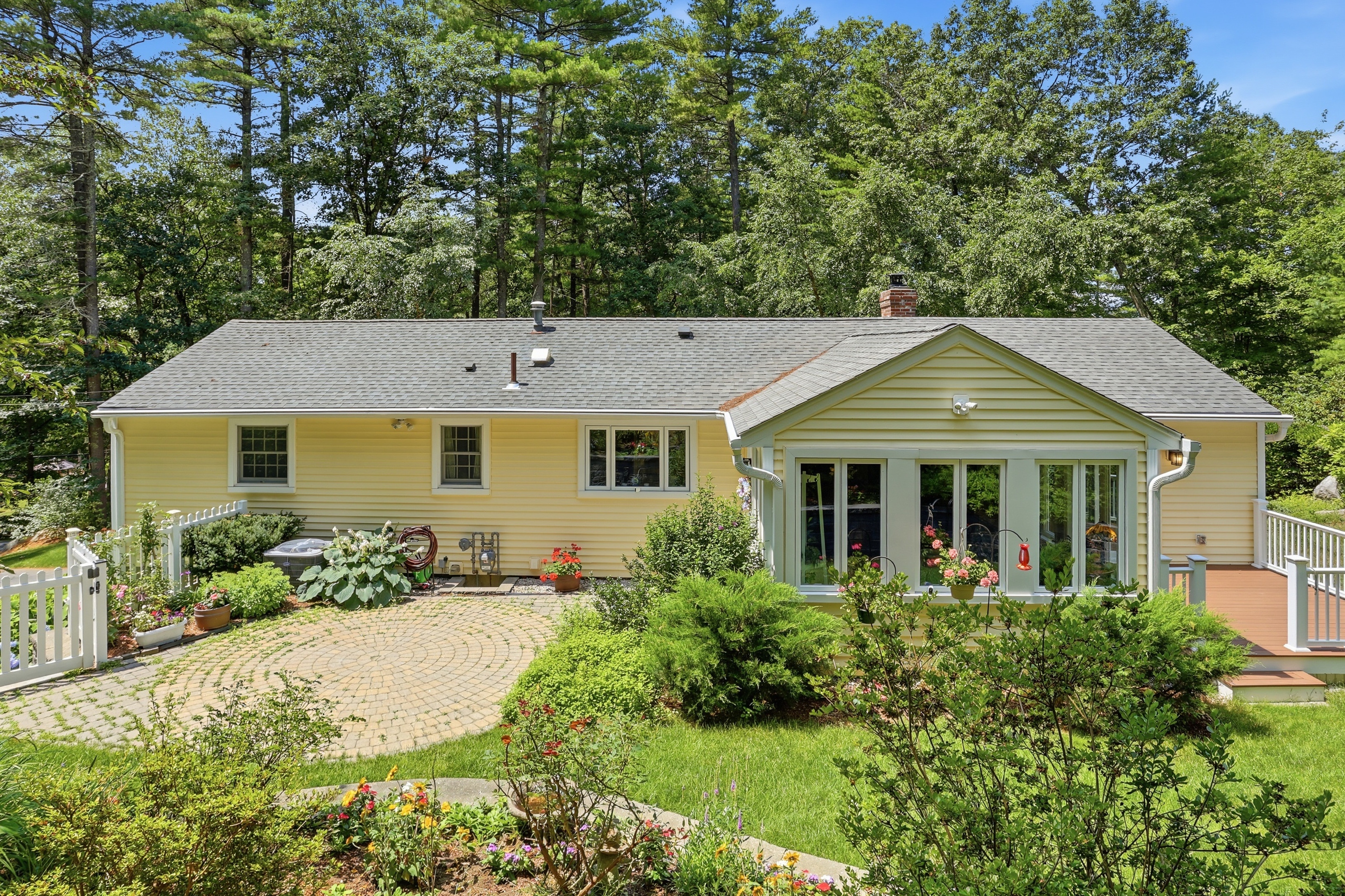  87 Depot Street, Westford, MA 01886 - 物件實景