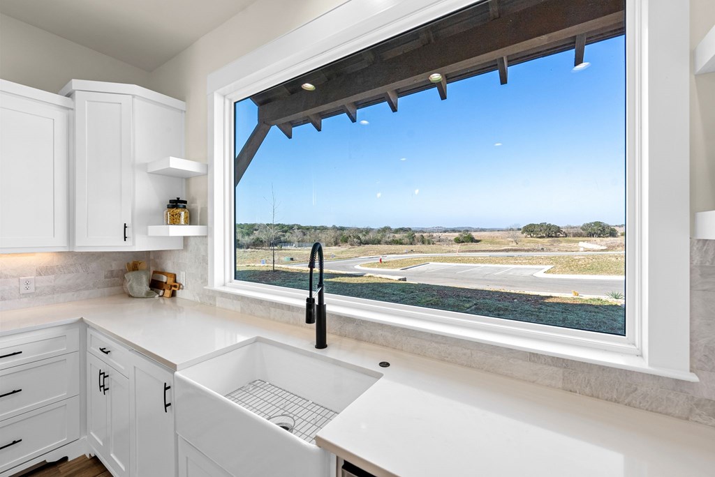 Kerrville, Texas, 78028, United States, 3 Bedrooms Bedrooms, ,3 BathroomsBathrooms,Residential,For Sale,2025103