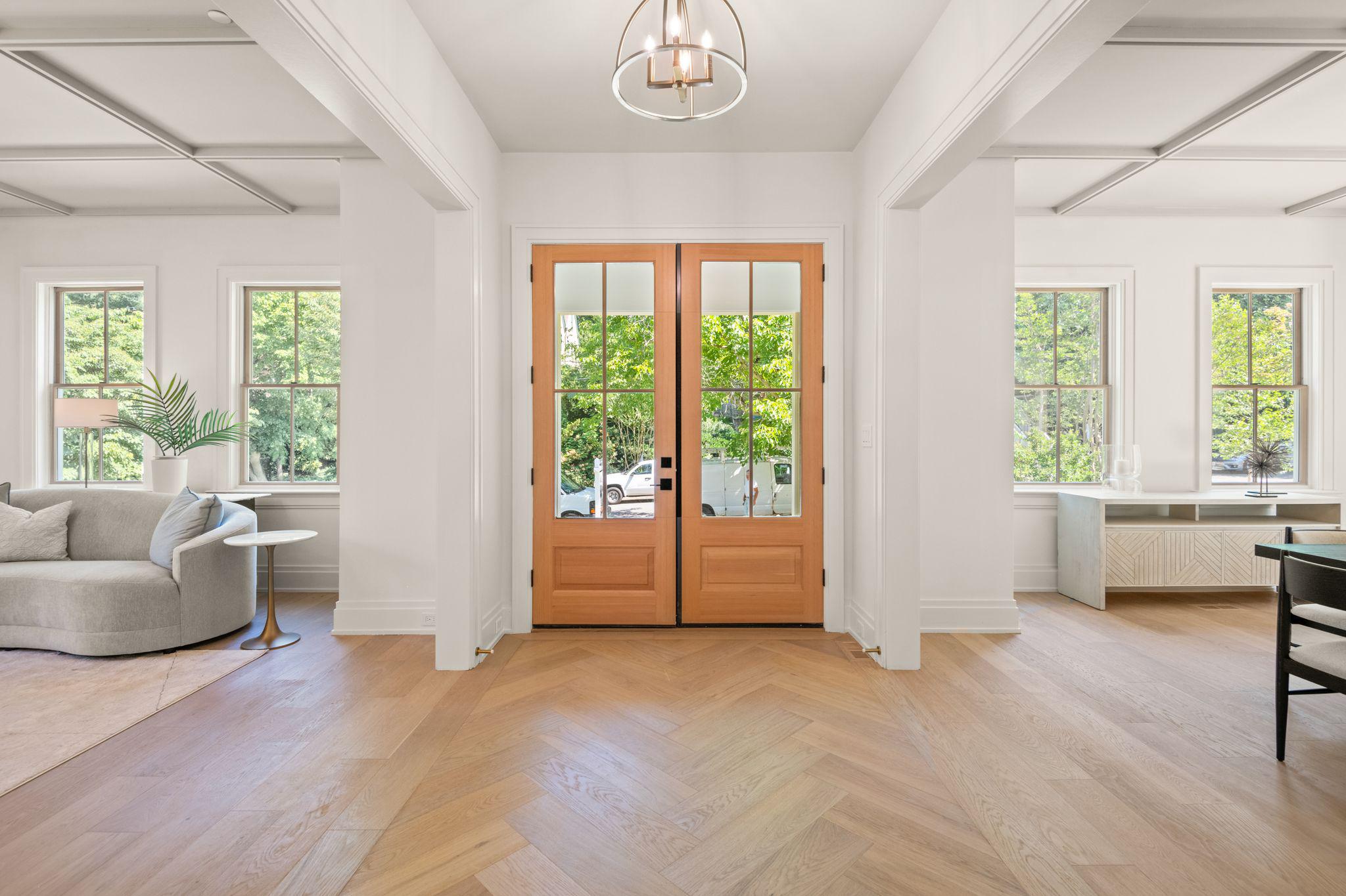  5022 Cathedral Avenue NW, Washington, DC, 20016 - 物件實景