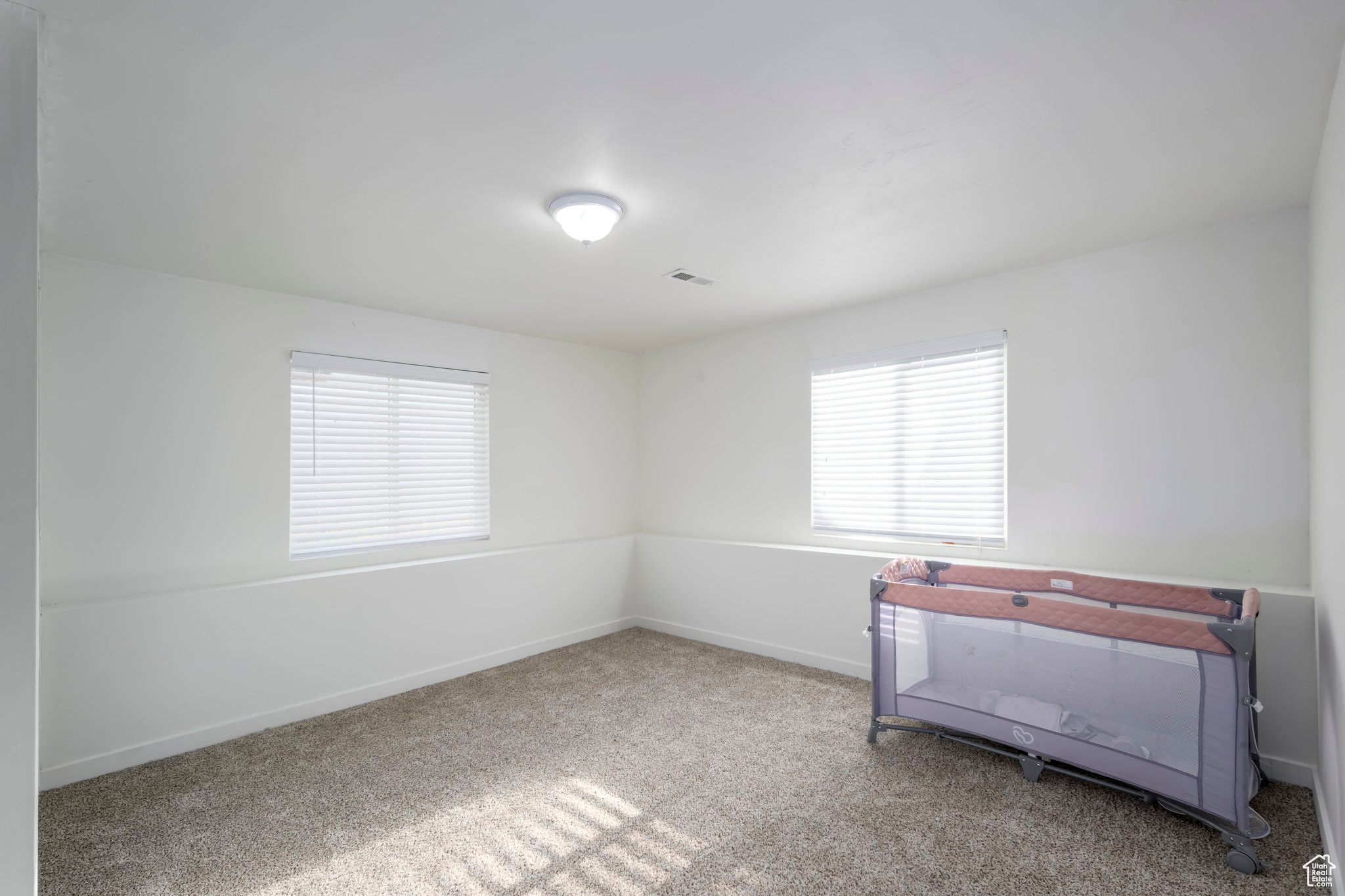 West Valley City, Utah, 84128, United States, 6 Bedrooms Bedrooms, ,3 BathroomsBathrooms,Residential,For Sale,1917047