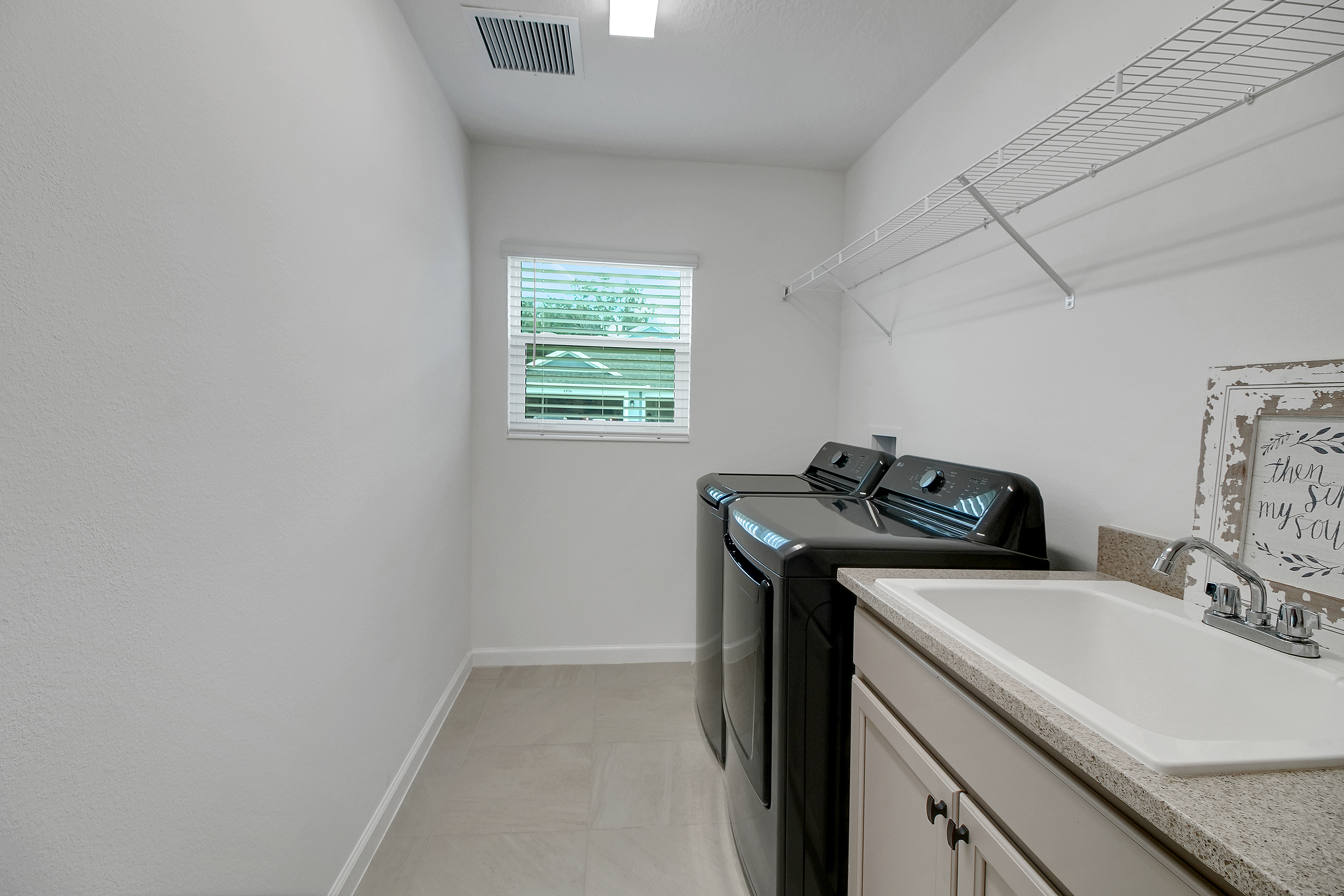 The Villages, Florida, 34762, United States, 3 Bedrooms Bedrooms, ,3 BathroomsBathrooms,Residential,For Sale,1888695