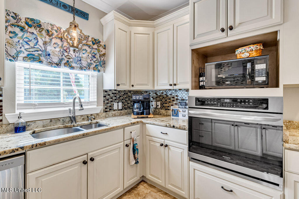 Long Beach, Mississippi, 39560, United States, 3 Bedrooms Bedrooms, ,2 BathroomsBathrooms,Residential,For Sale,1912558
