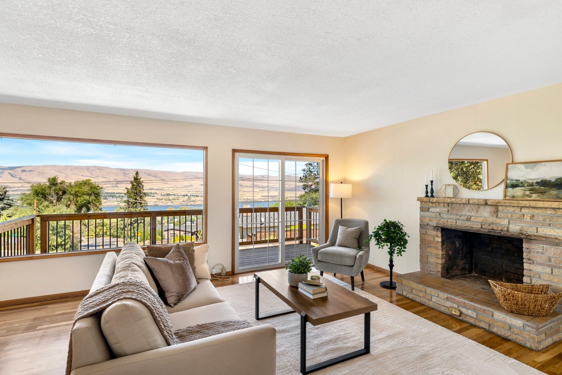  526 E SCENIC DR The Dalles, OR 97058 - 物件實景