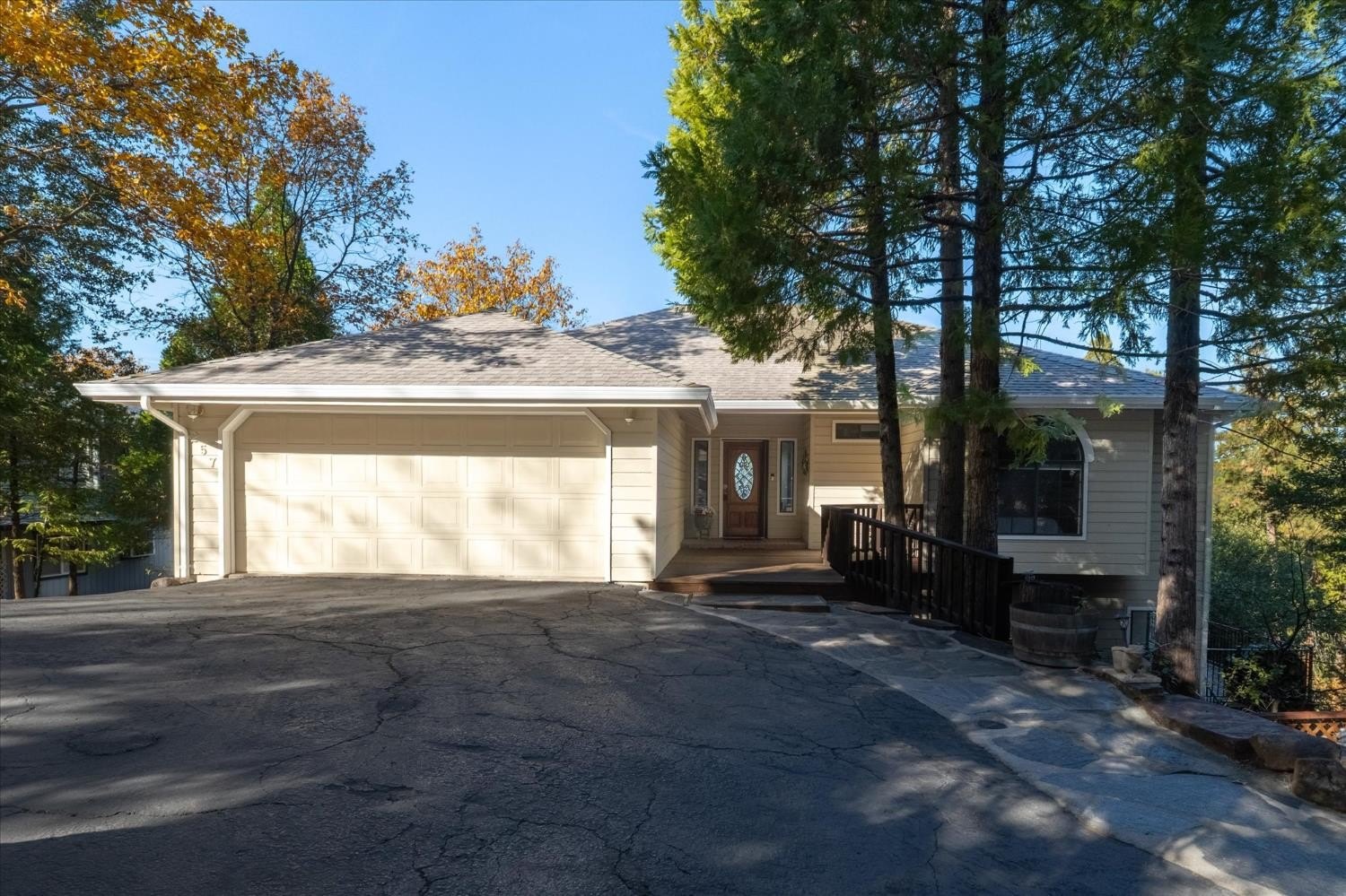 Murphys, California, 95247, United States, 4 Bedrooms Bedrooms, ,3 BathroomsBathrooms,Residential,For Sale,2005756