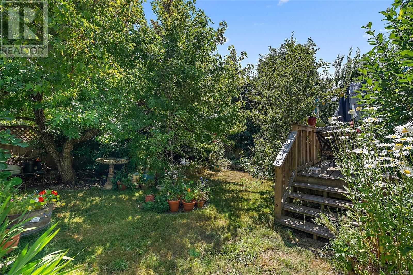 VICTORIA, British Columbia, V8V 2H6, CA, 3 Bedrooms Bedrooms, ,2 BathroomsBathrooms,Residential,For Sale,1906756