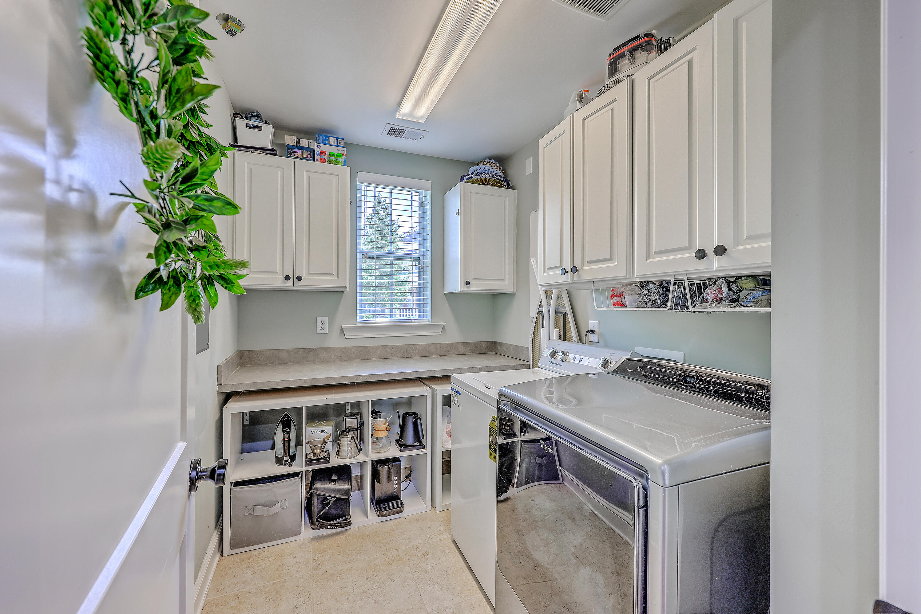 Summerville, South Carolina, 29486, United States, 3 Bedrooms Bedrooms, ,3 BathroomsBathrooms,Residential,For Sale,1889517