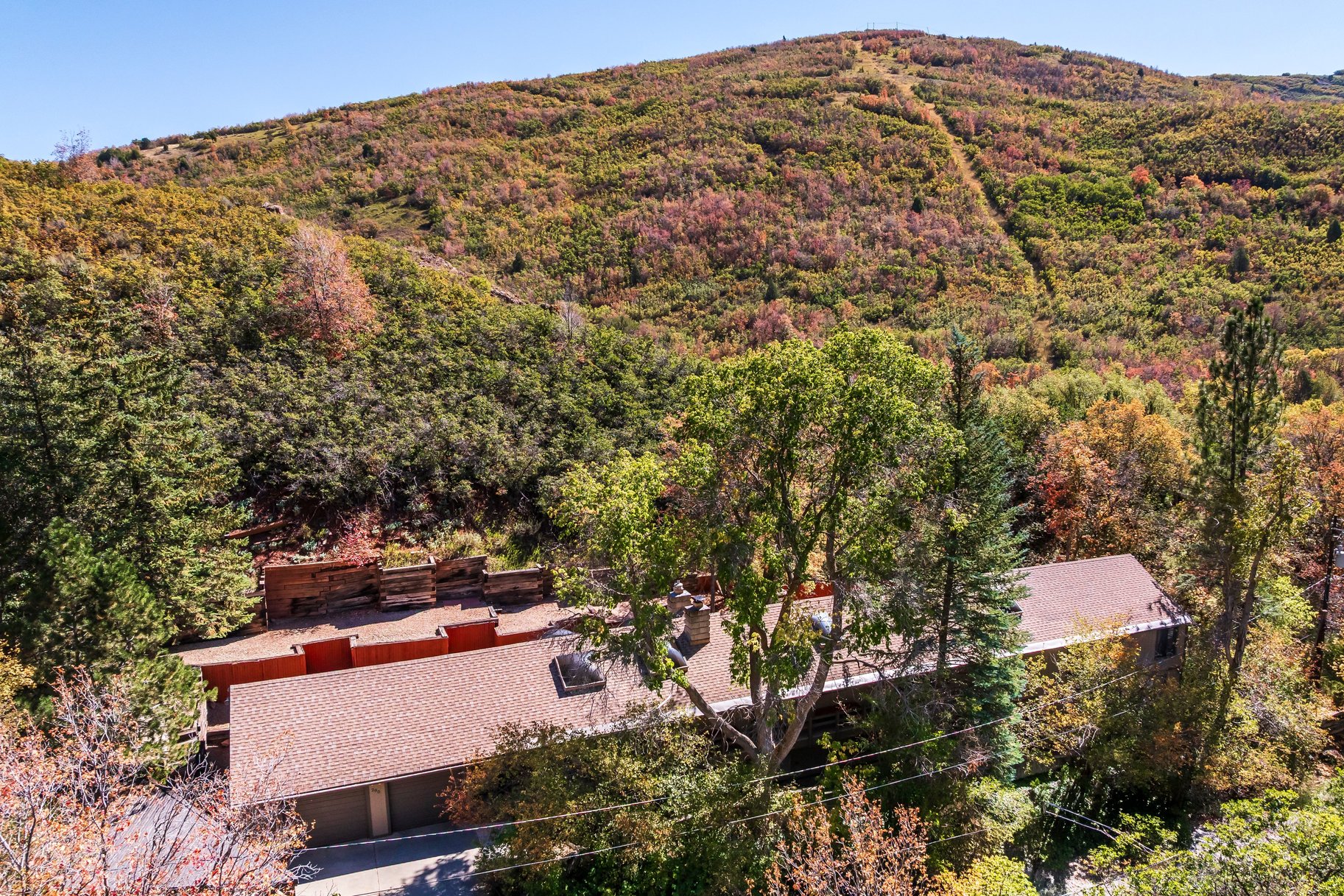  Mid-Century Modern Living in Emigration Canyon - 物件實景