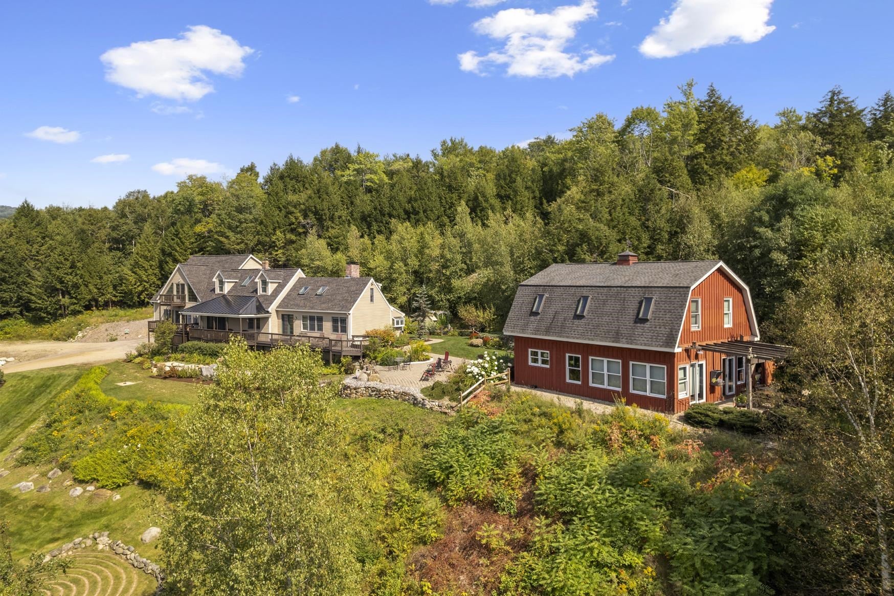 Bristol, New Hampshire, 03222, United States, 8 Bedrooms Bedrooms, ,5 BathroomsBathrooms,Residential,For Sale,1883549