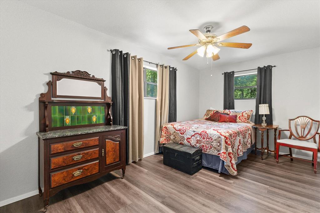 Point, Texas, 75472, United States, 2 Bedrooms Bedrooms, ,2 BathroomsBathrooms,Residential,For Sale,1959087