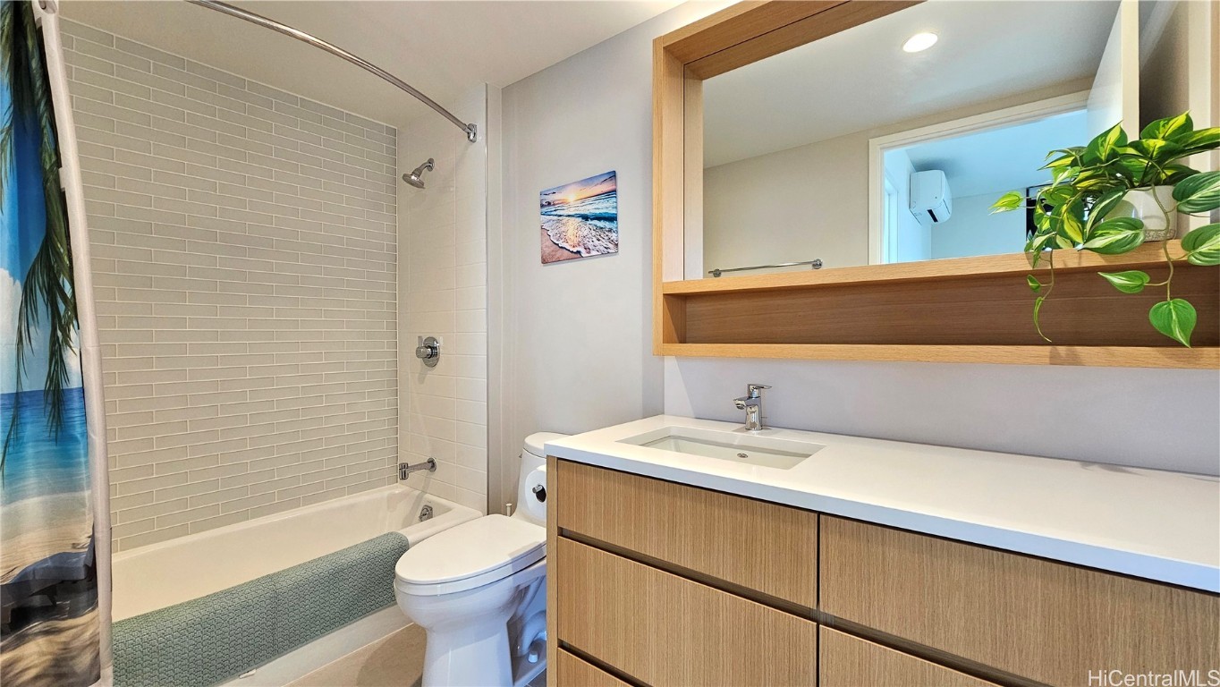 Honolulu, Hawaii, 96814, United States, 2 Bedrooms Bedrooms, ,2 BathroomsBathrooms,Residential,For Sale,1699927