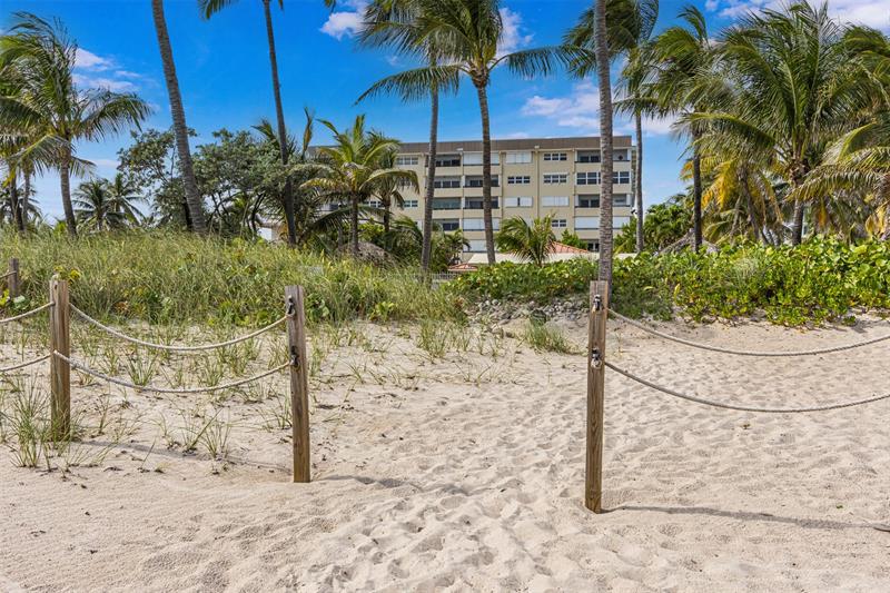 Pompano Beach, Florida, 33062, United States, 2 Bedrooms Bedrooms, ,2 BathroomsBathrooms,Residential,For Sale,1991979