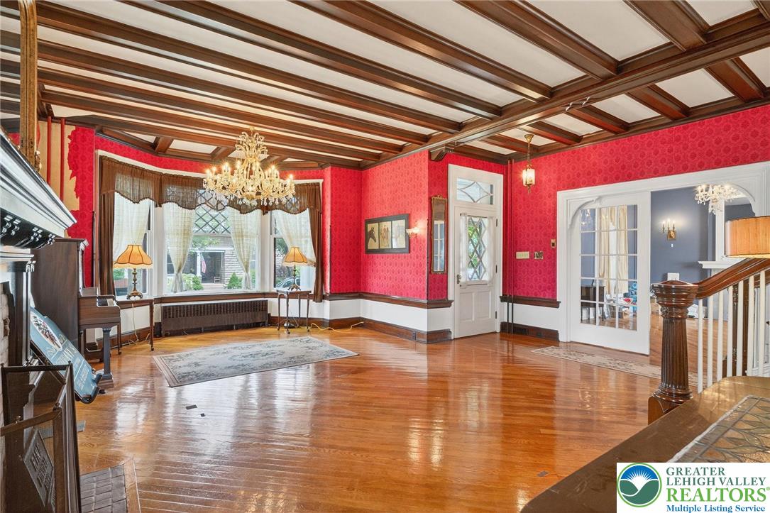 Jim Thorpe Boro, Pennsylvania, 18229, United States, 7 Bedrooms Bedrooms, ,3 BathroomsBathrooms,Residential,For Sale,1903669