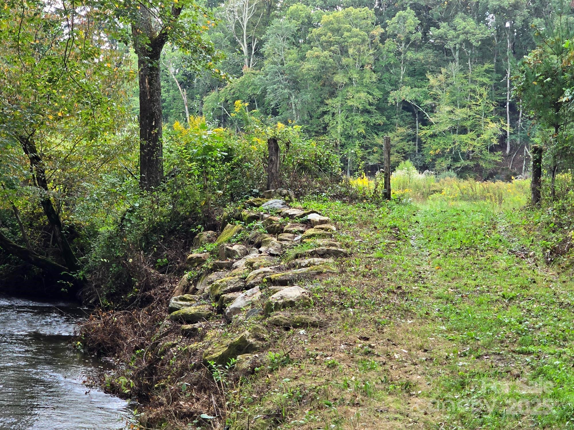 Mills River, North Carolina, 28759, United States, 3 Bedrooms Bedrooms, ,2 BathroomsBathrooms,Residential,For Sale,1982663