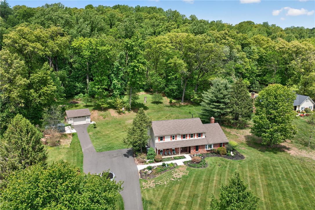 Lower Saucon Twp, Pennsylvania, 18055, United States, 5 Bedrooms Bedrooms, ,4 BathroomsBathrooms,Residential,For Sale,2048315