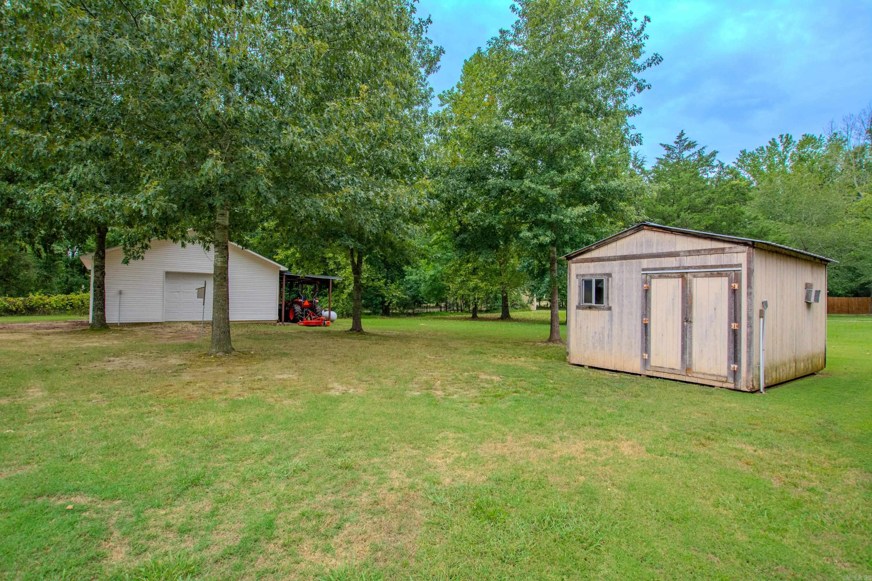 Benton, Arkansas, 72019, United States, 4 Bedrooms Bedrooms, ,4 BathroomsBathrooms,Residential,For Sale,1932840