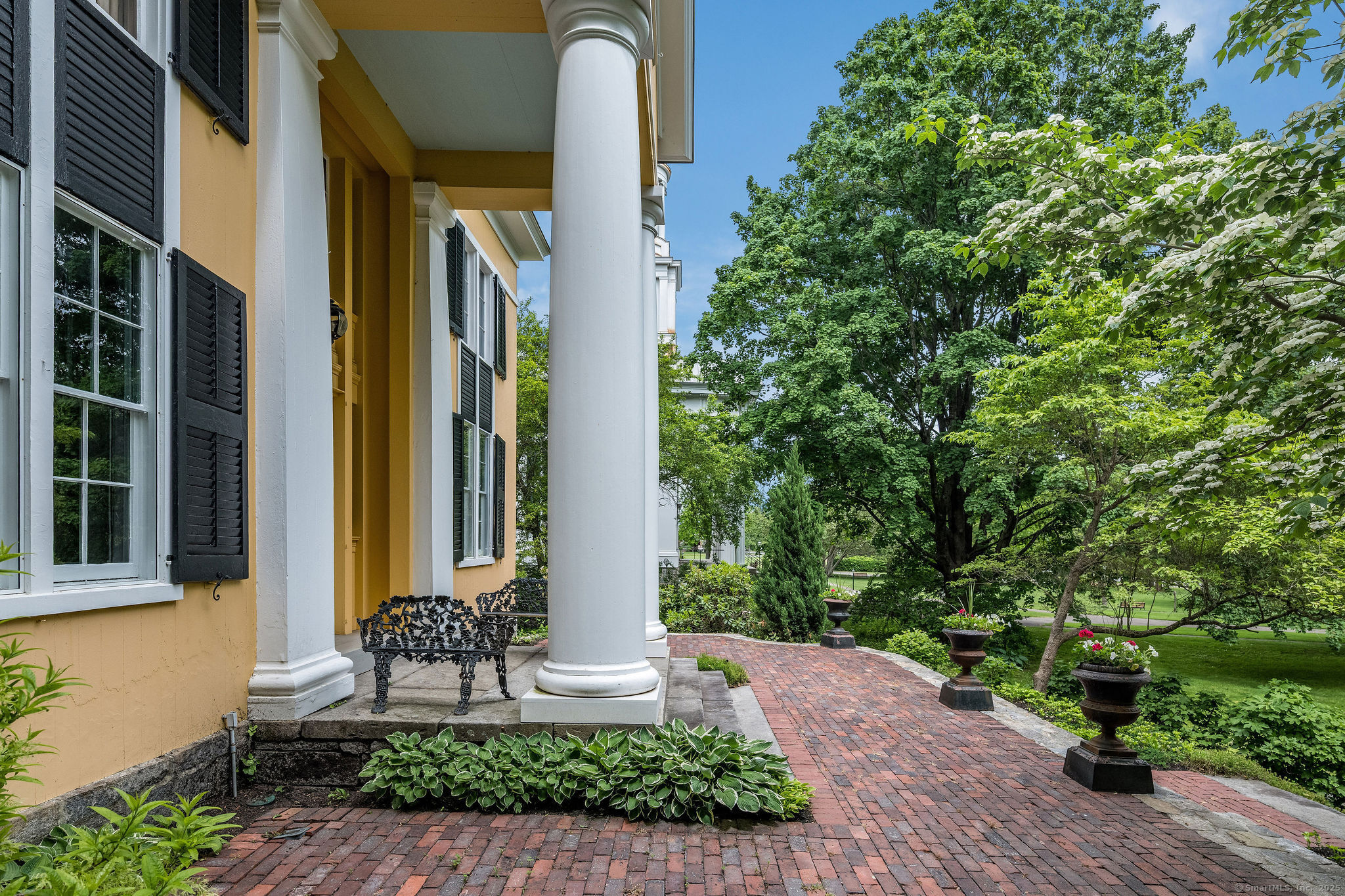Madison, Connecticut, 06443, United States, 5 Bedrooms Bedrooms, ,4 BathroomsBathrooms,Residential,For Sale,1838358