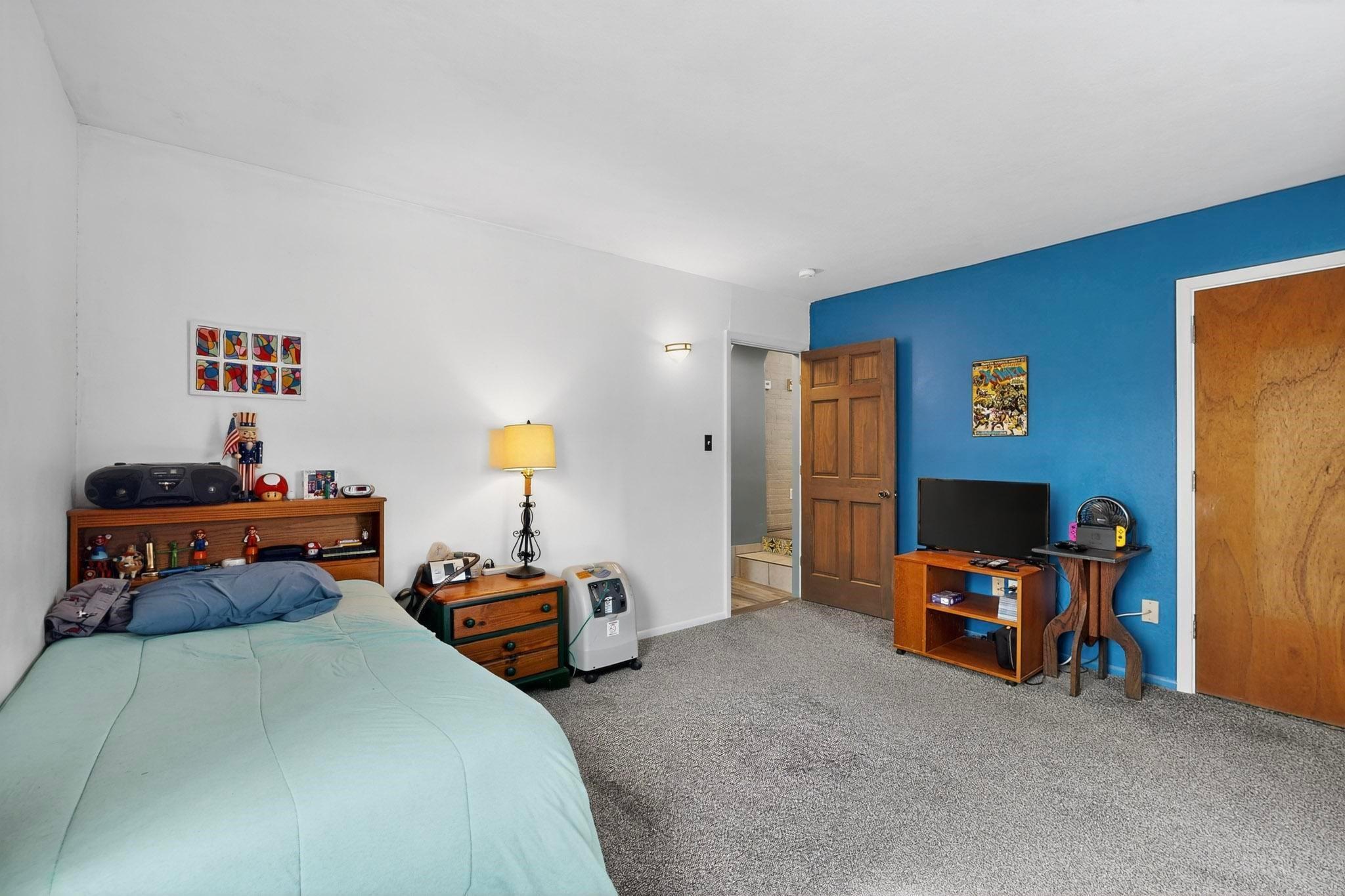 Santa Fe, New Mexico, 87505, United States, 3 Bedrooms Bedrooms, ,2 BathroomsBathrooms,Residential,For Sale,1971309