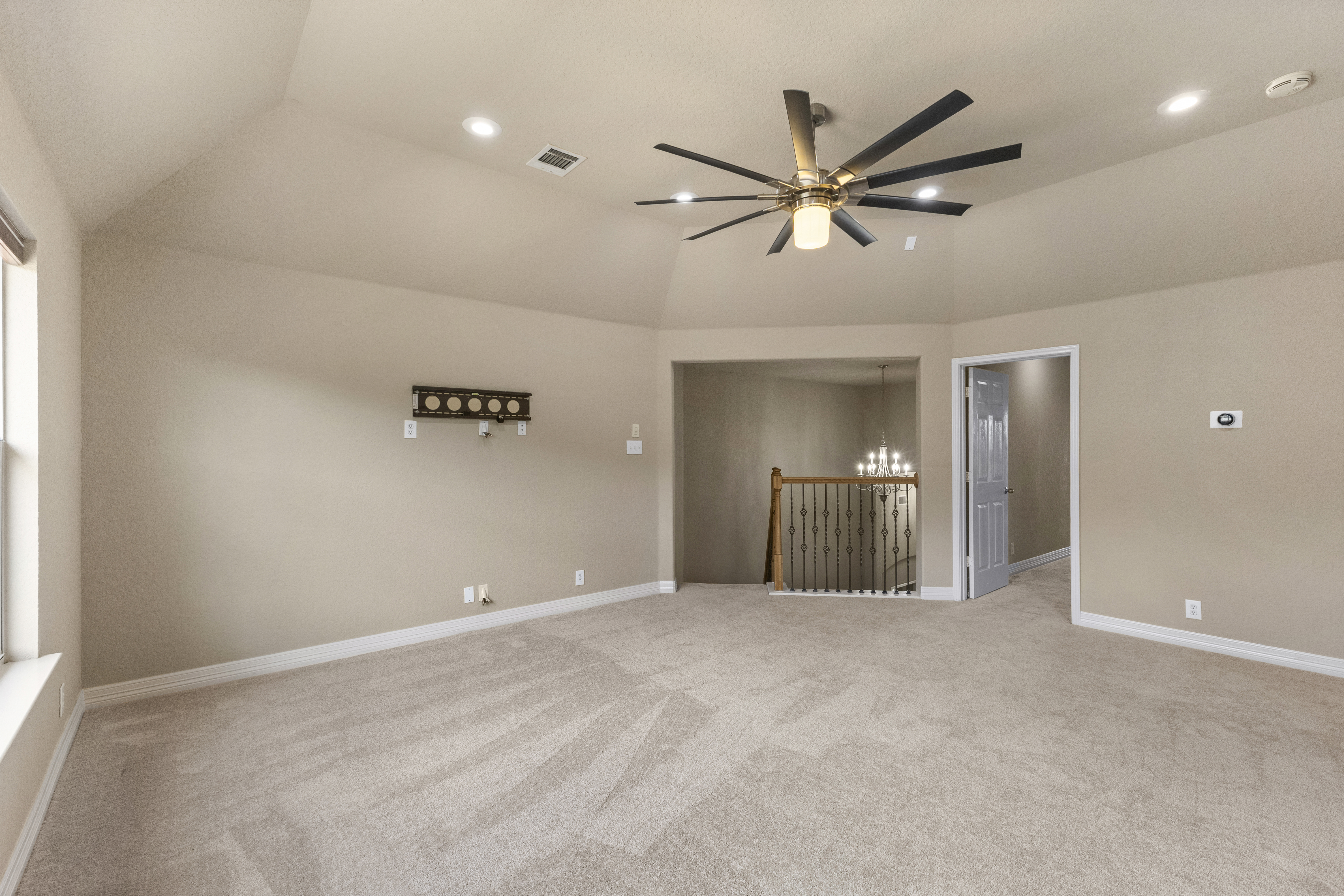  Energy Efficient Stone Oak Living in Gated Mesa Grande - 物件實景