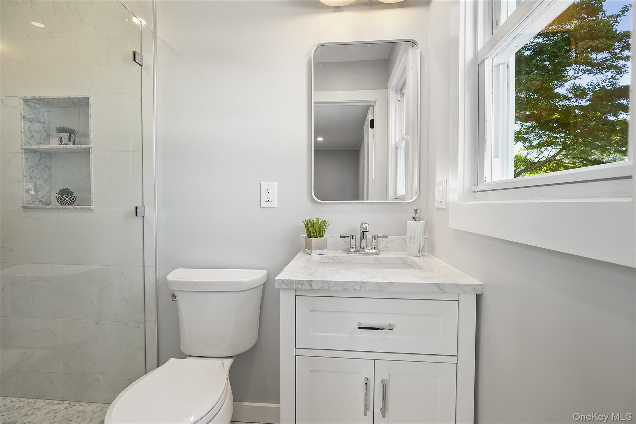 Mount Kisco, New York, 10549, United States, 3 Bedrooms Bedrooms, ,2 BathroomsBathrooms,Residential,For Sale,1942302