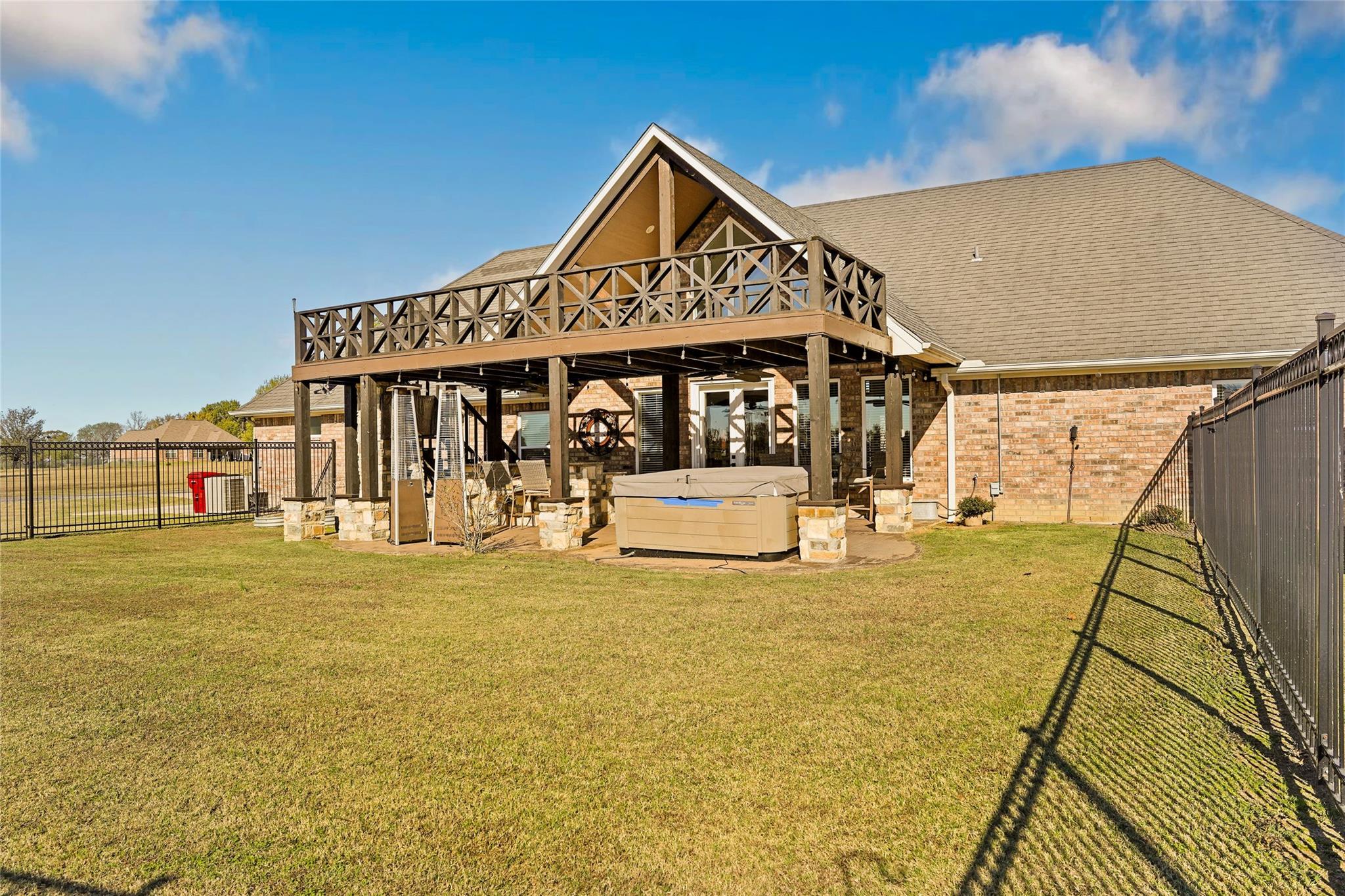 Sulphur Springs, Texas, 75482, United States, 4 Bedrooms Bedrooms, ,2 BathroomsBathrooms,Residential,For Sale,2002485