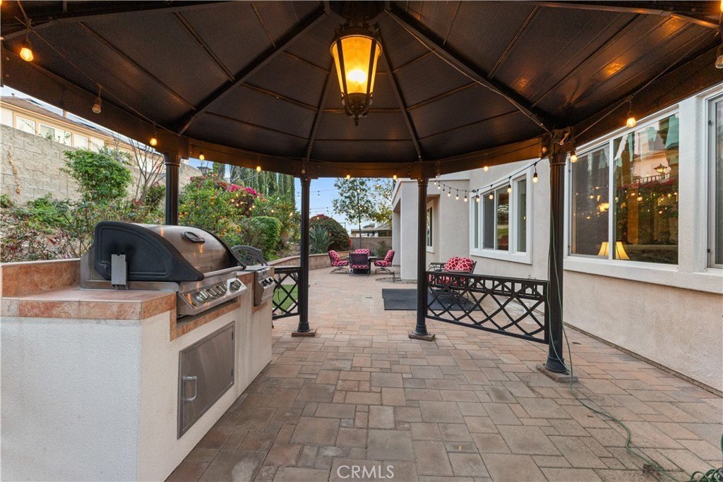 Highland, California, 92346, United States, 5 Bedrooms Bedrooms, ,5 BathroomsBathrooms,Residential,For Sale,1982875