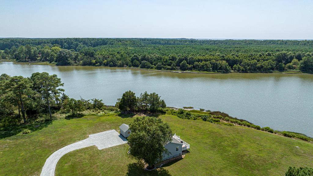 Onancock, Virginia, 23417, United States, 3 Bedrooms Bedrooms, ,2 BathroomsBathrooms,Residential,For Sale,1927447