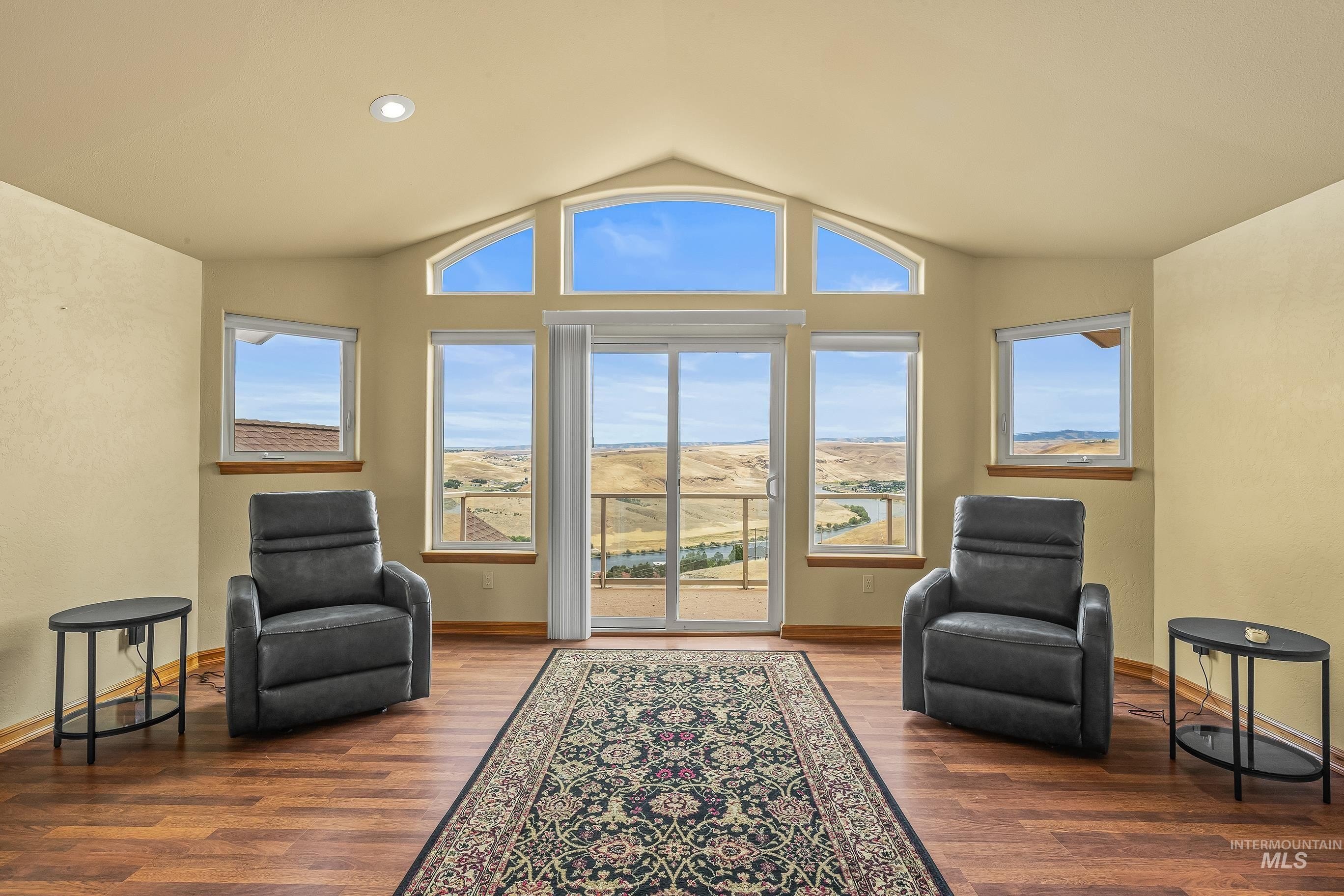 Clarkston, Washington, 99403, United States, 4 Bedrooms Bedrooms, ,3 BathroomsBathrooms,Residential,For Sale,1974298