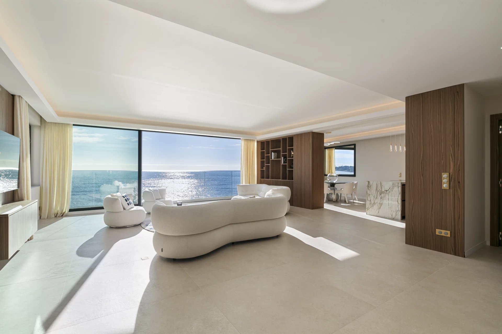 Nice, Provence-Alpes-Côte d?Azur, 06000, FR, 4 Bedrooms Bedrooms, ,5 BathroomsBathrooms,Residential,For Sale,1675080