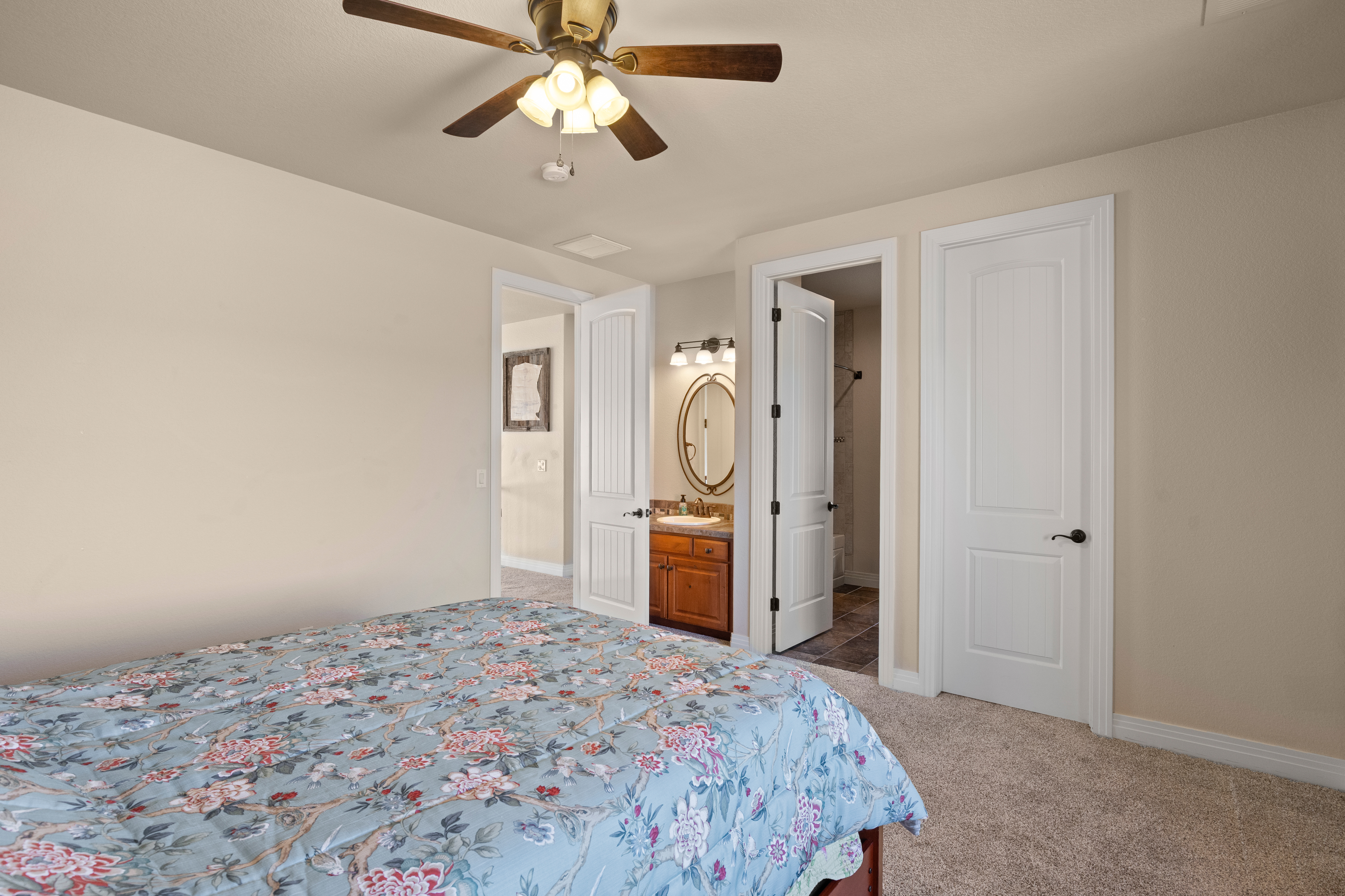  Set on 2.35 acres in Spring Valley Ranch - 物件實景