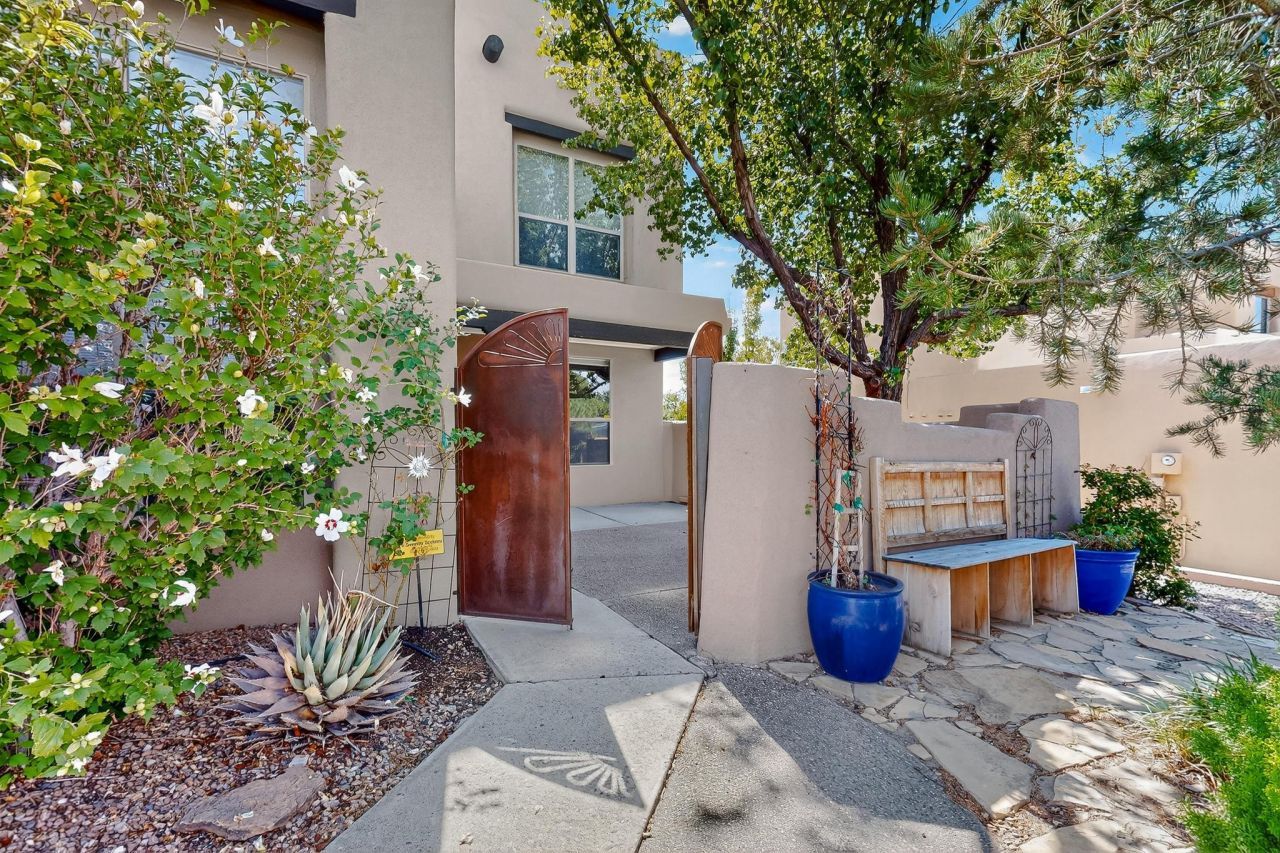 Albuquerque, New Mexico, 87114, United States, 4 Bedrooms Bedrooms, ,4 BathroomsBathrooms,Residential,For Sale,1941091