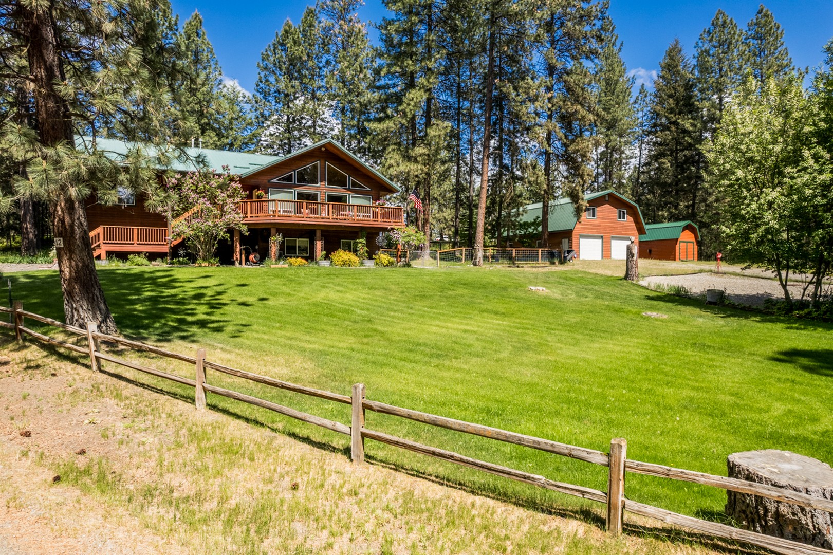 Moyie Springs, Idaho, 83845, United States, 4 Bedrooms Bedrooms, ,3 BathroomsBathrooms,Residential,For Sale,2033523