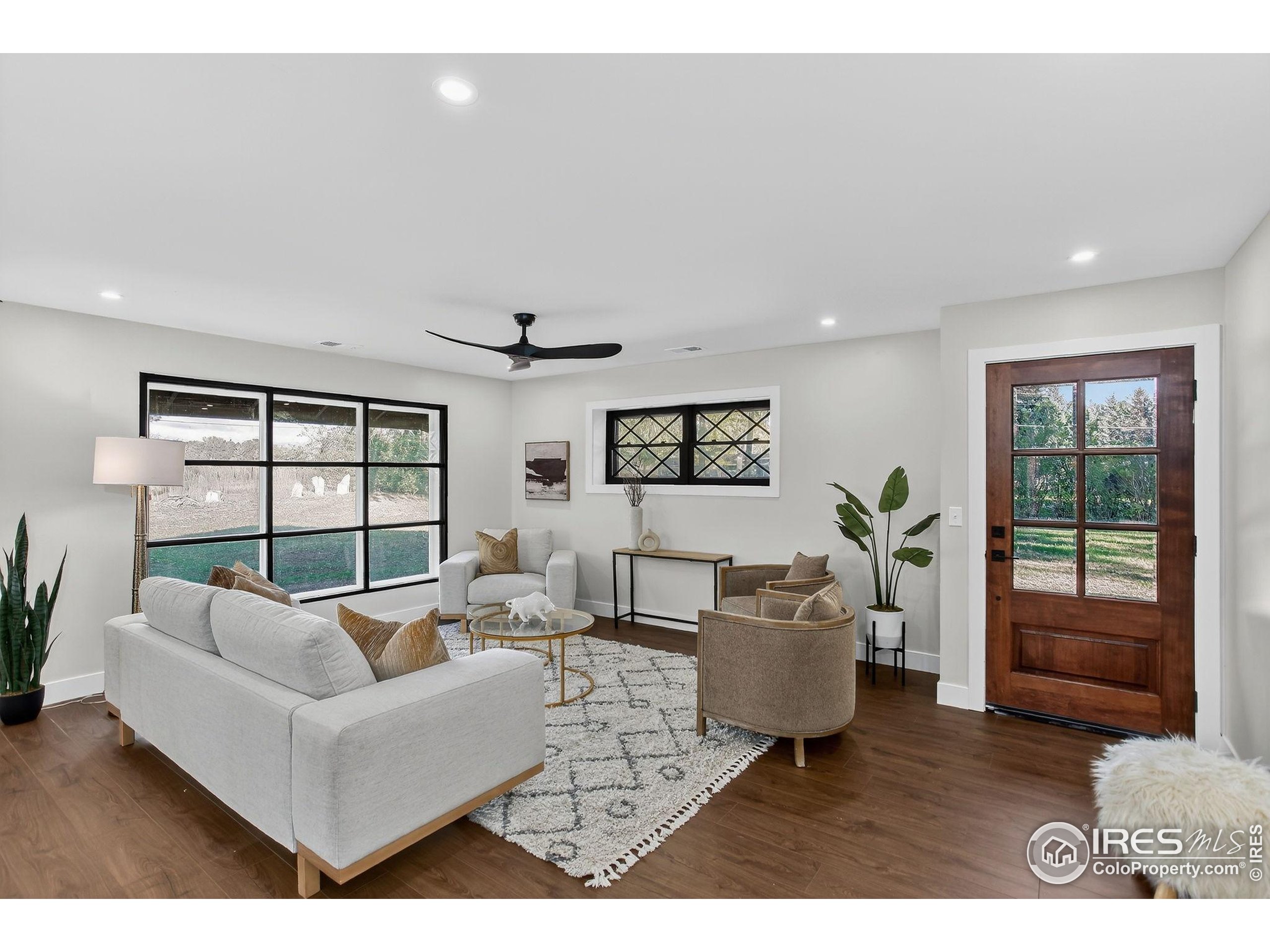 Lafayette, Colorado, 80026, United States, 3 Bedrooms Bedrooms, ,2 BathroomsBathrooms,Residential,For Sale,1988178