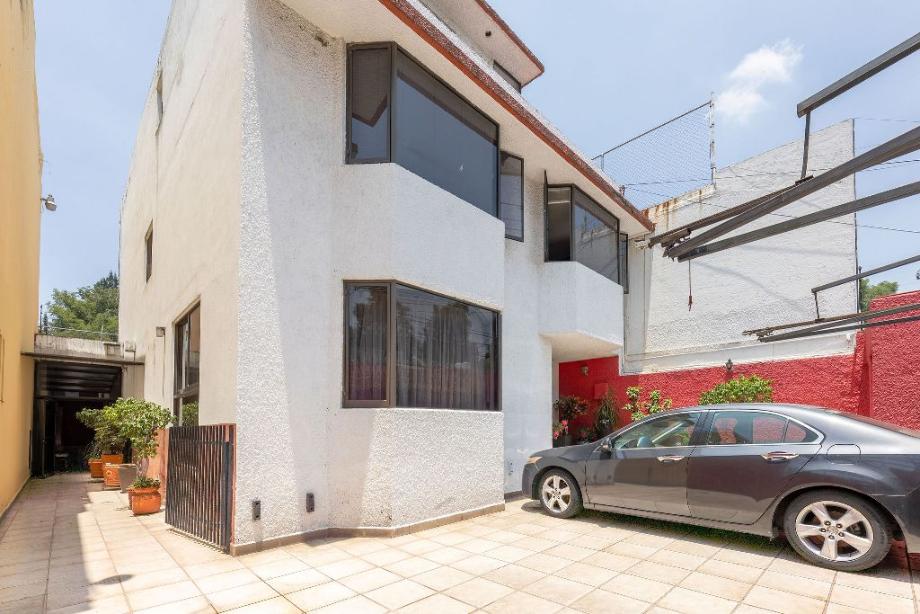 Naucalpan de Juárez, Estado de méxico, 53300, Mexico, 4 Bedrooms Bedrooms, ,4 BathroomsBathrooms,Residential,For Sale,1692816