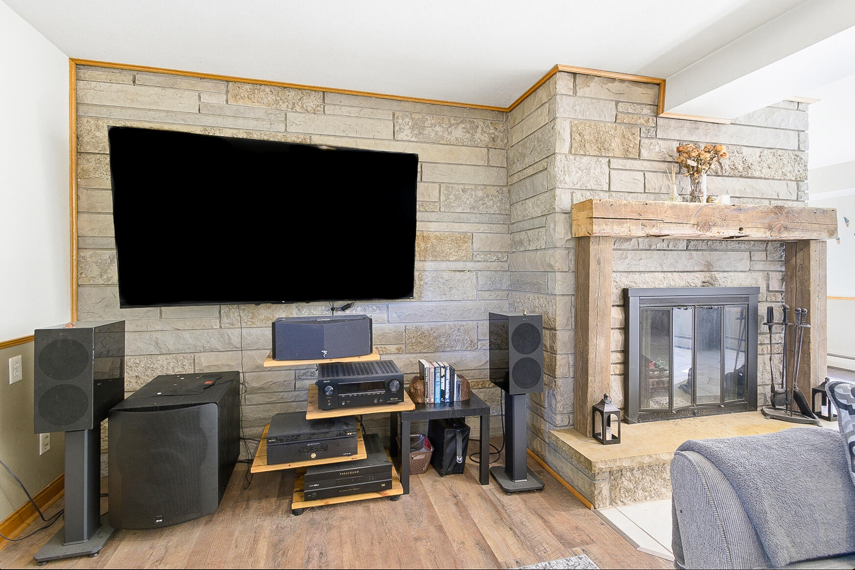 Jefferson, Wisconsin, 53549, United States, 4 Bedrooms Bedrooms, ,2 BathroomsBathrooms,Residential,For Sale,1973075