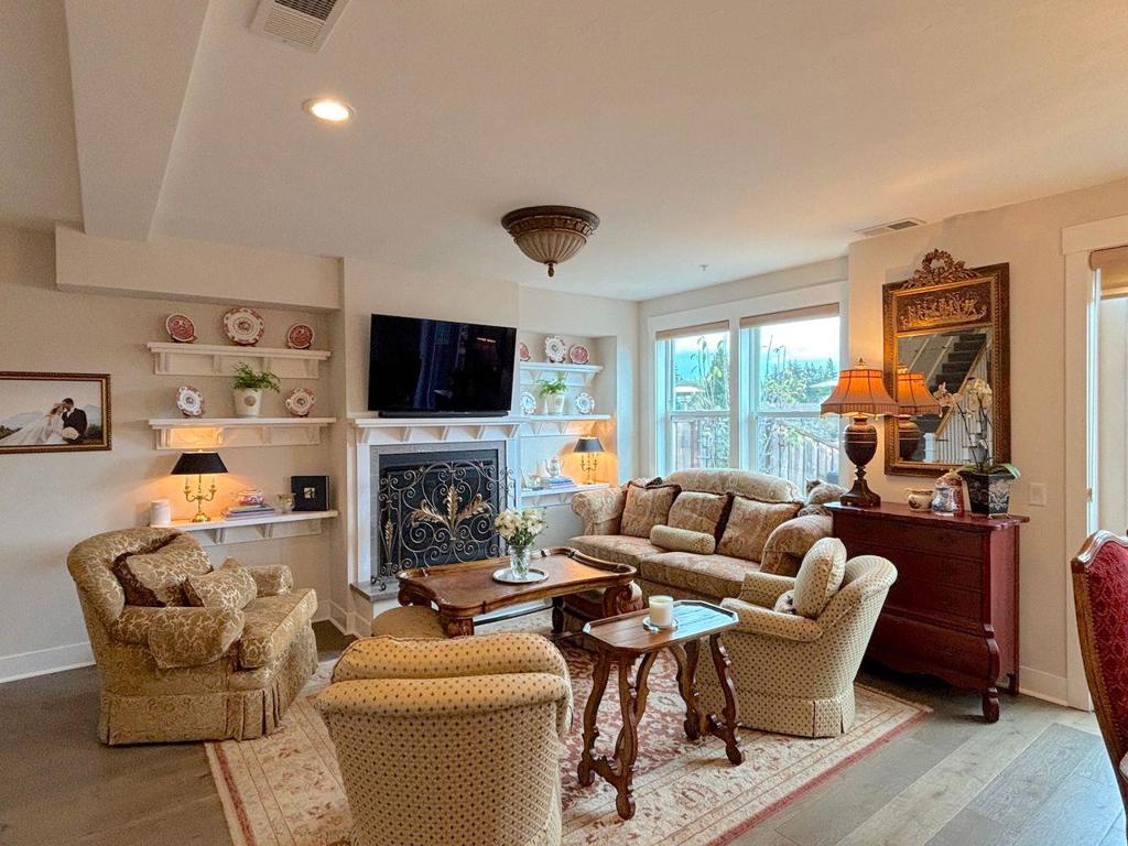Aptos, California, 95003, United States, 3 Bedrooms Bedrooms, ,3 BathroomsBathrooms,Residential,For Sale,2030323