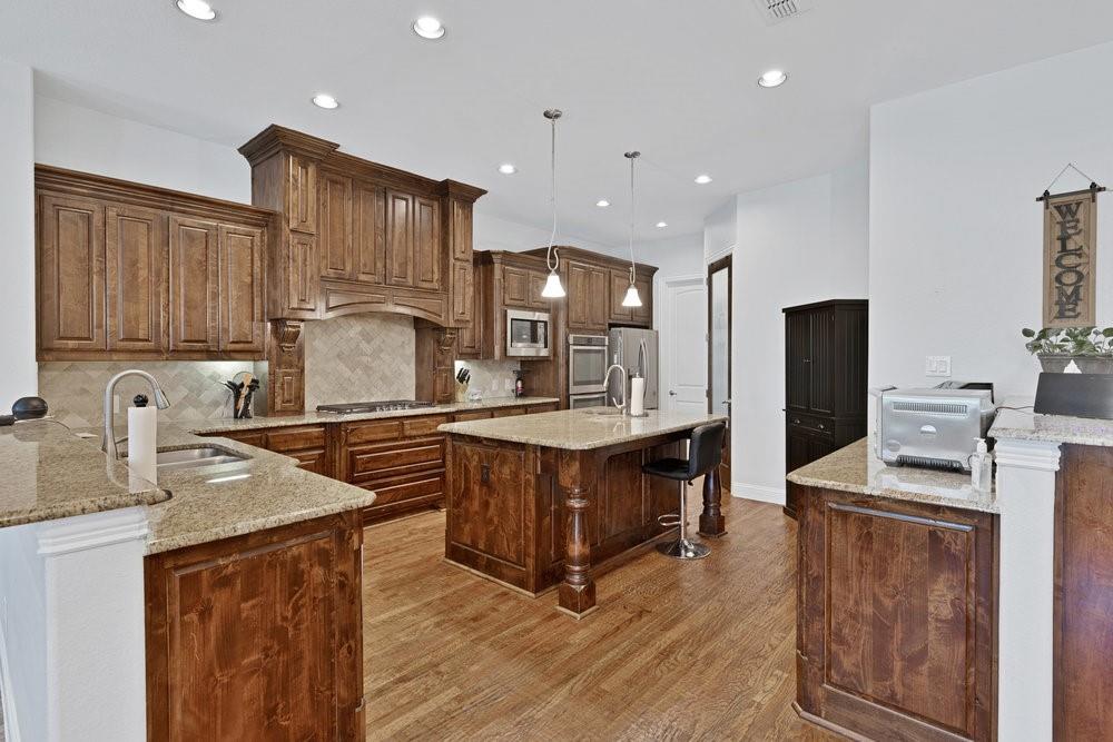 Cross Roads, Texas, 76227, United States, 4 Bedrooms Bedrooms, ,4 BathroomsBathrooms,Residential,For Sale,1902965