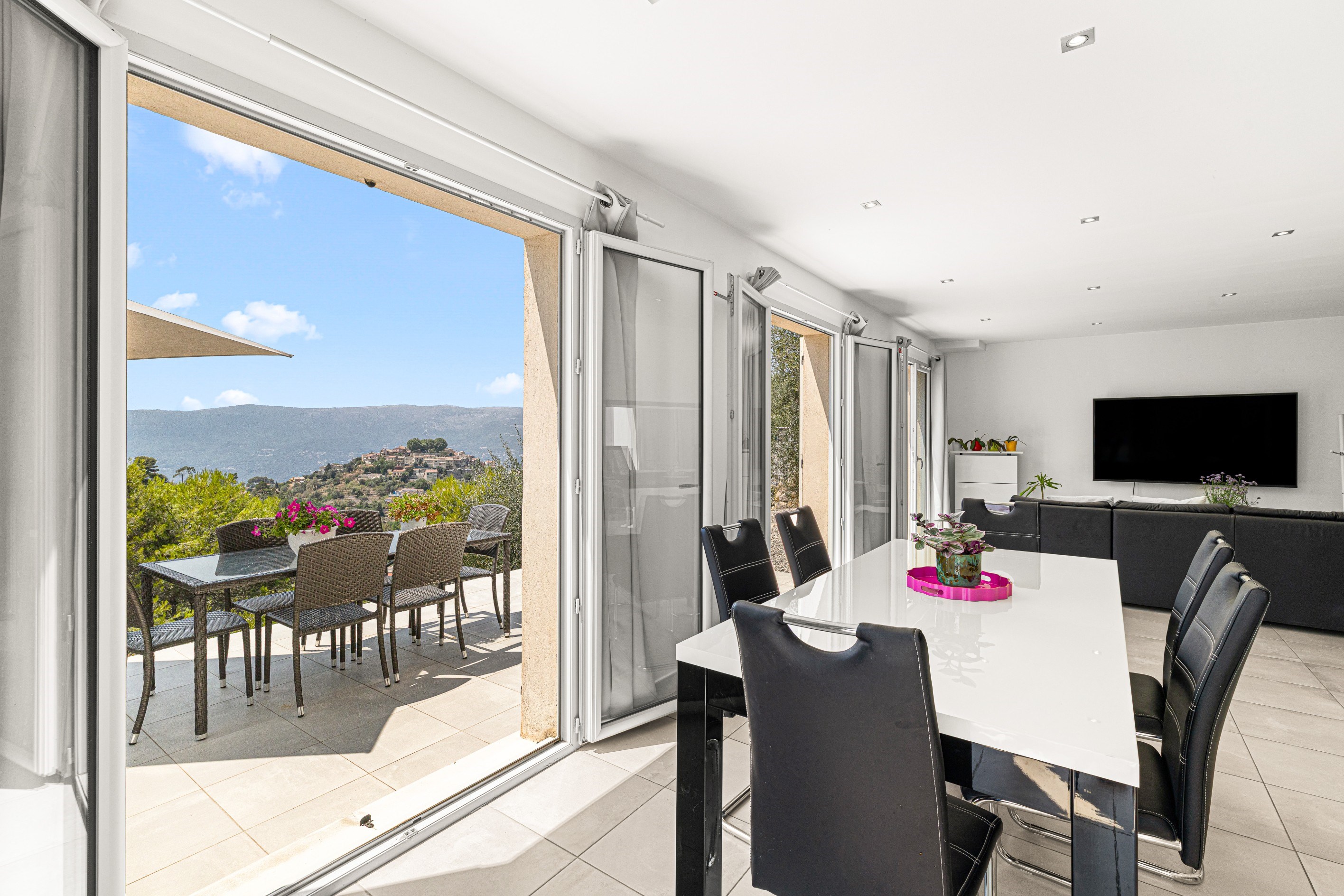  Contemporary Villa – Aspremont - 物件實景