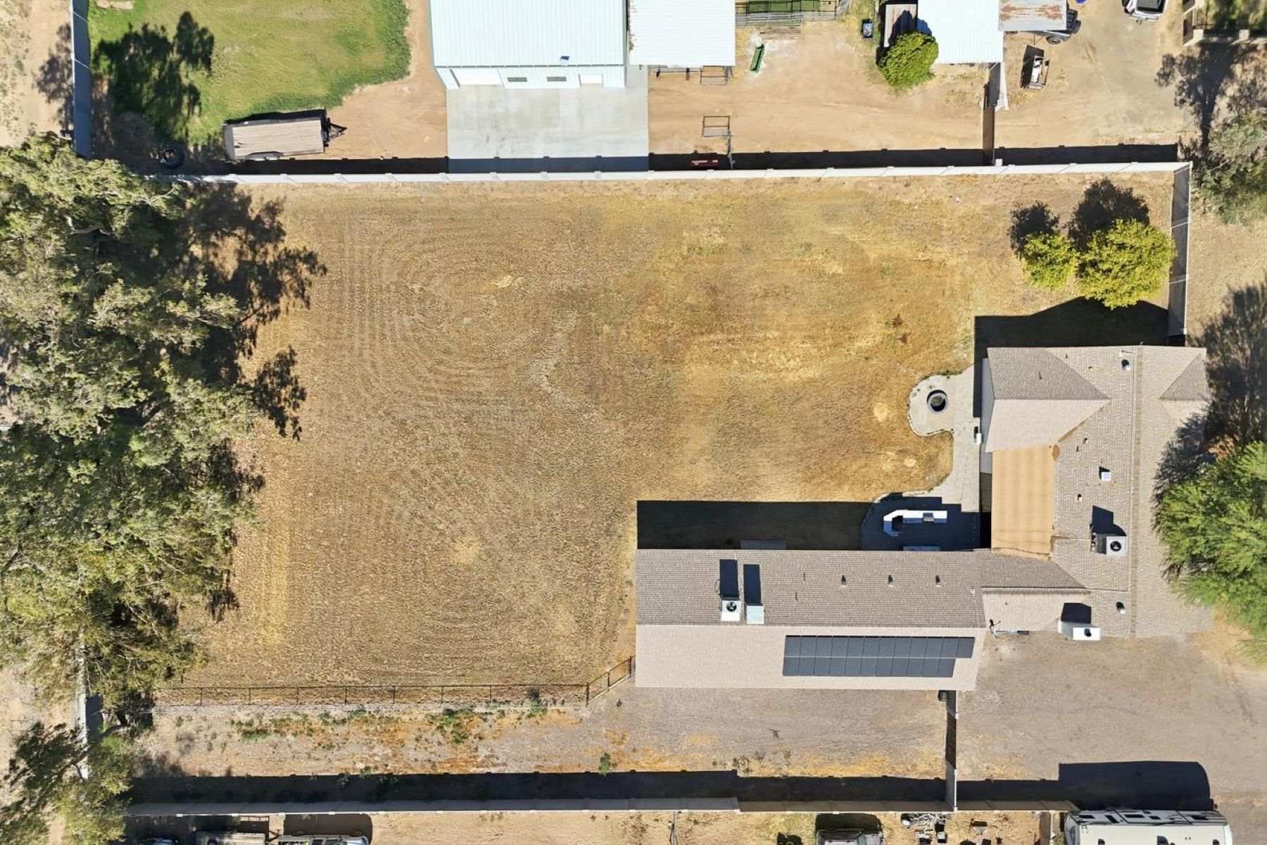  2266 E Willis Rd  Gilbert, AZ - 物件實景