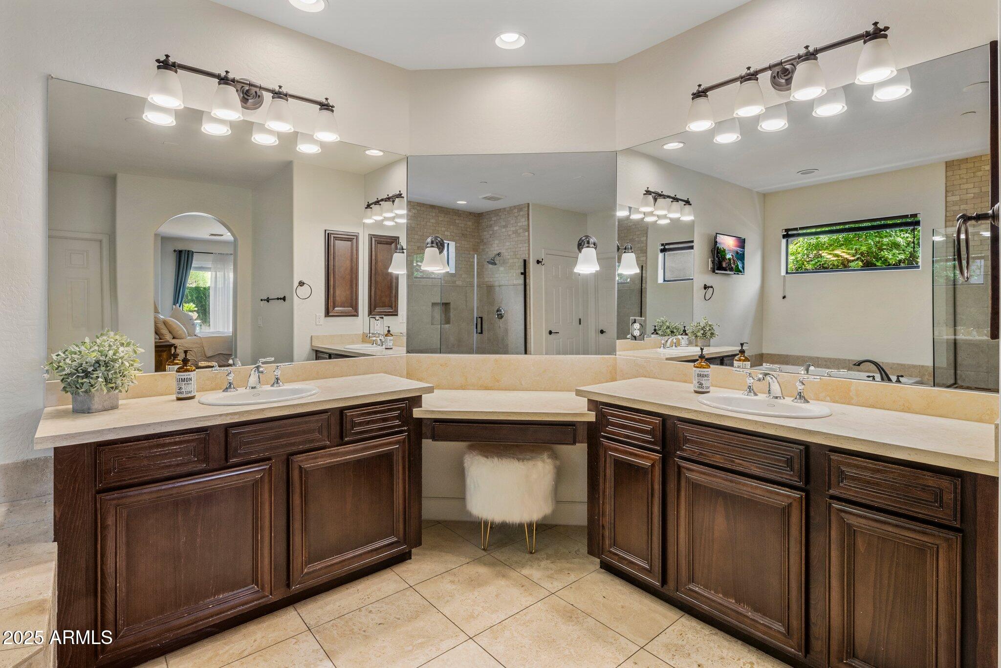 Scottsdale, Arizona, 85255, United States, 3 Bedrooms Bedrooms, ,Residential,For Sale,1848823